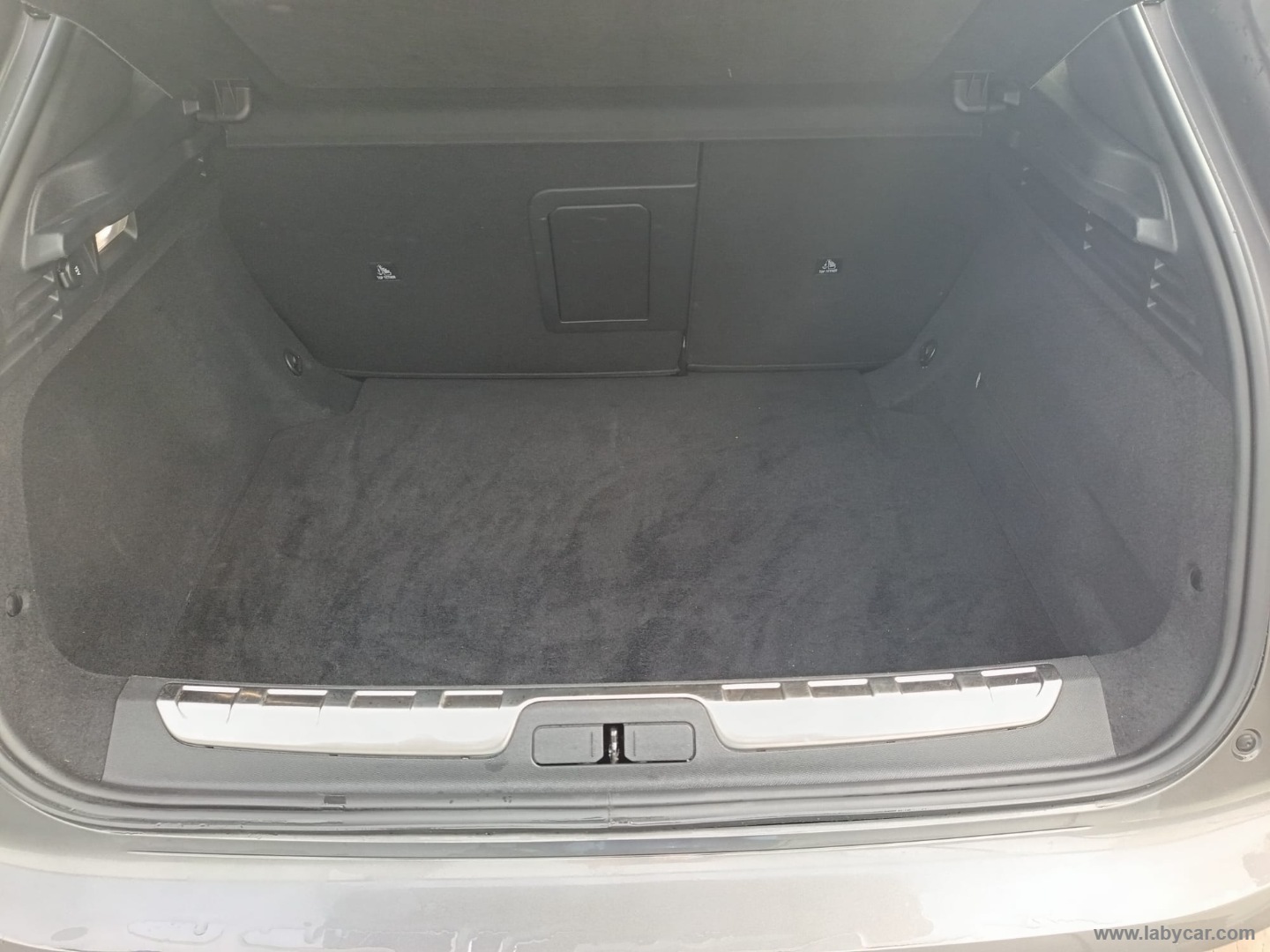 DS AUTOMOBILES DS4 4 PureTech 130 aut. Etoile Alcantara - Immagine 10