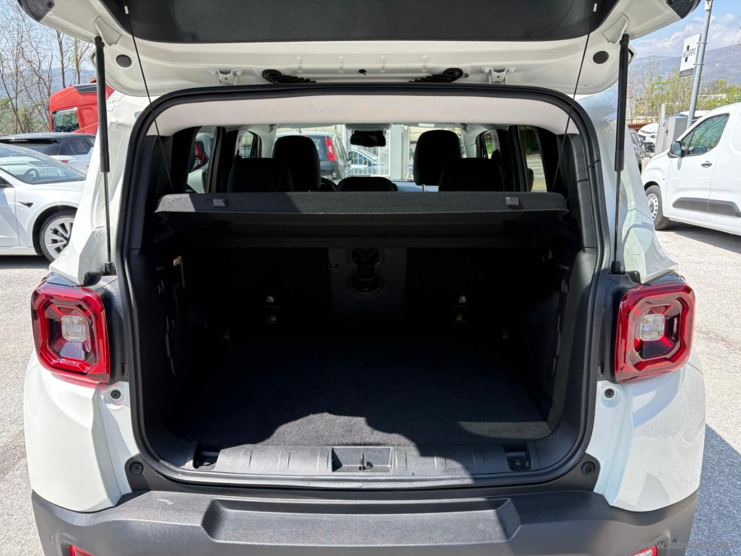 Renegade 1.5 T4 MHEV Limited - immagine 10