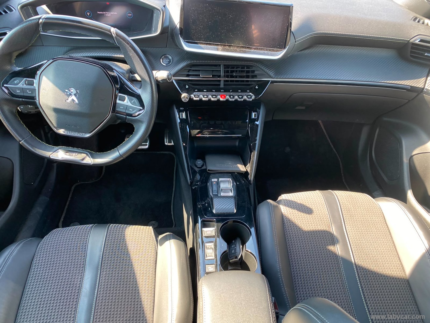 Peugeot 2008 E-2008 ELECTRIC 136 CV GT - Immagine 10