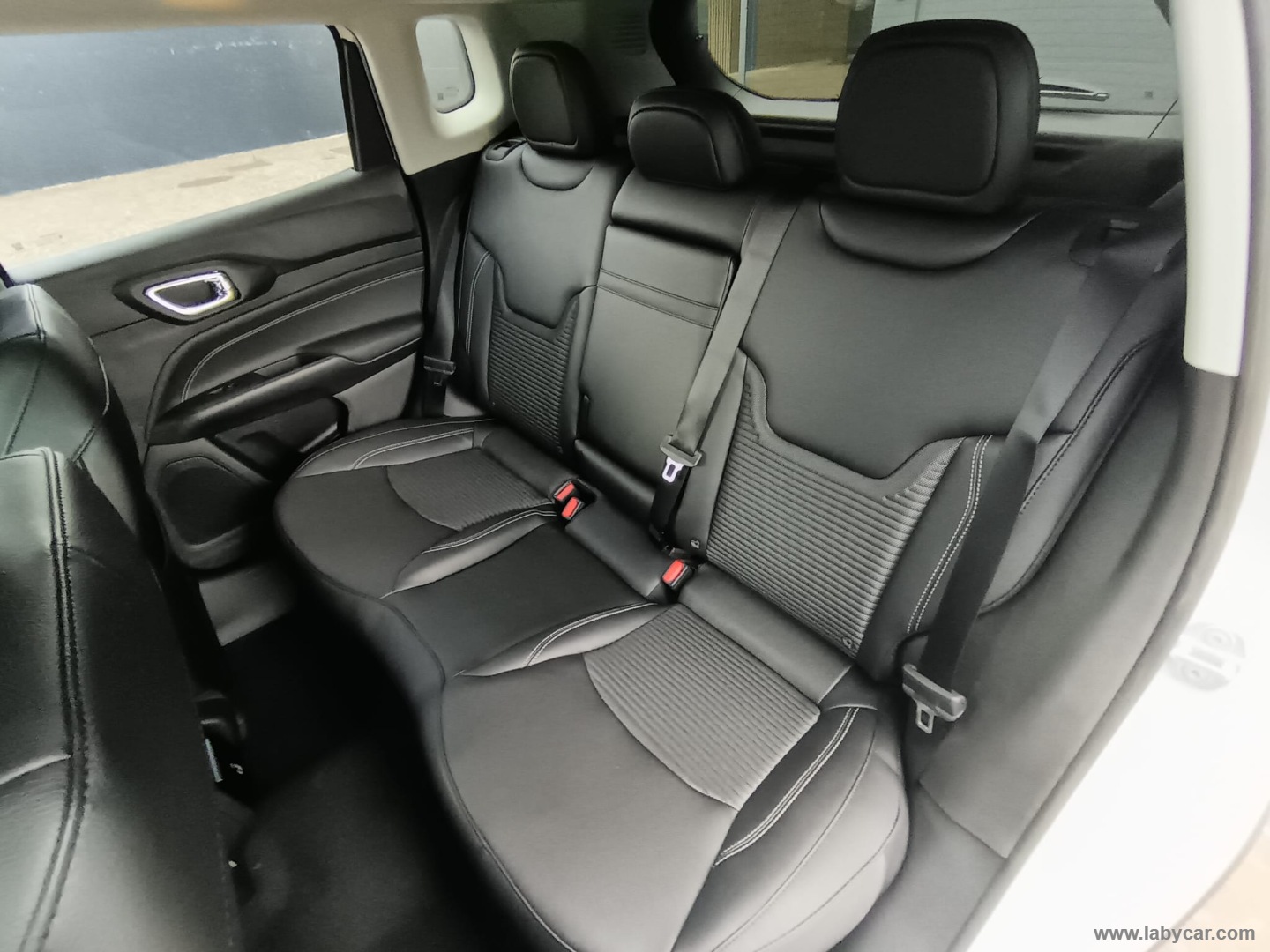 Jeep Compass 1.3 T4 2WD Night Eagle - Immagine 10