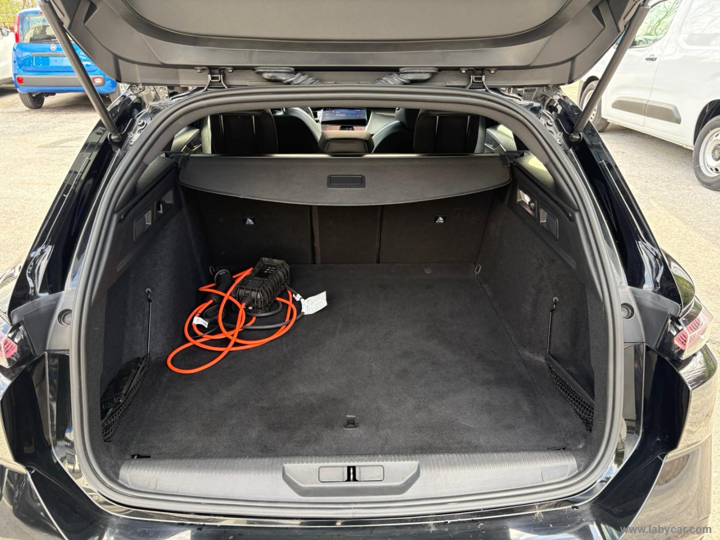 308 Hybrid 225 e-EAT8 SW GT - immagine 10