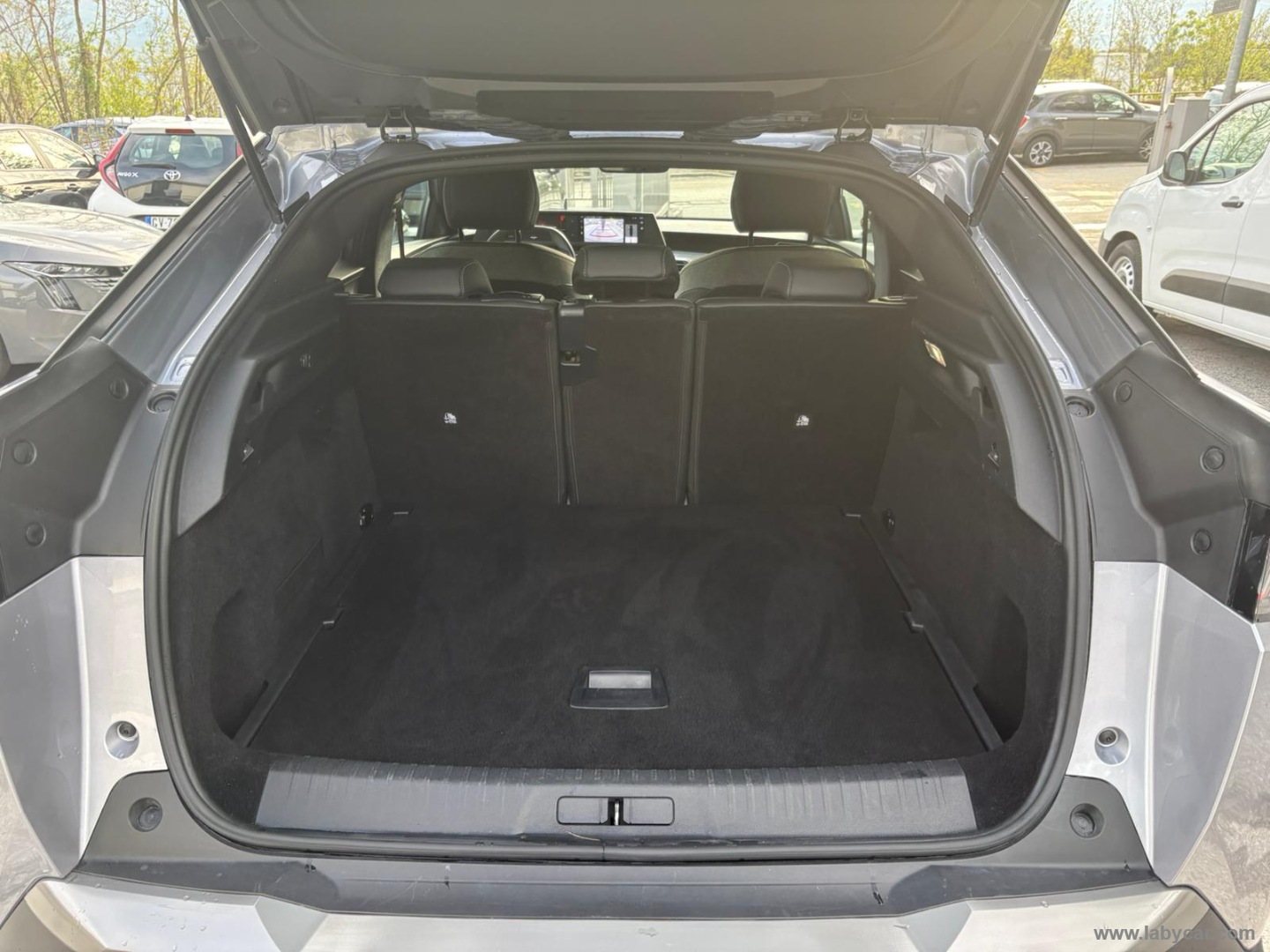 3008 Hybrid 136 e-DCS6 Allure - immagine 10