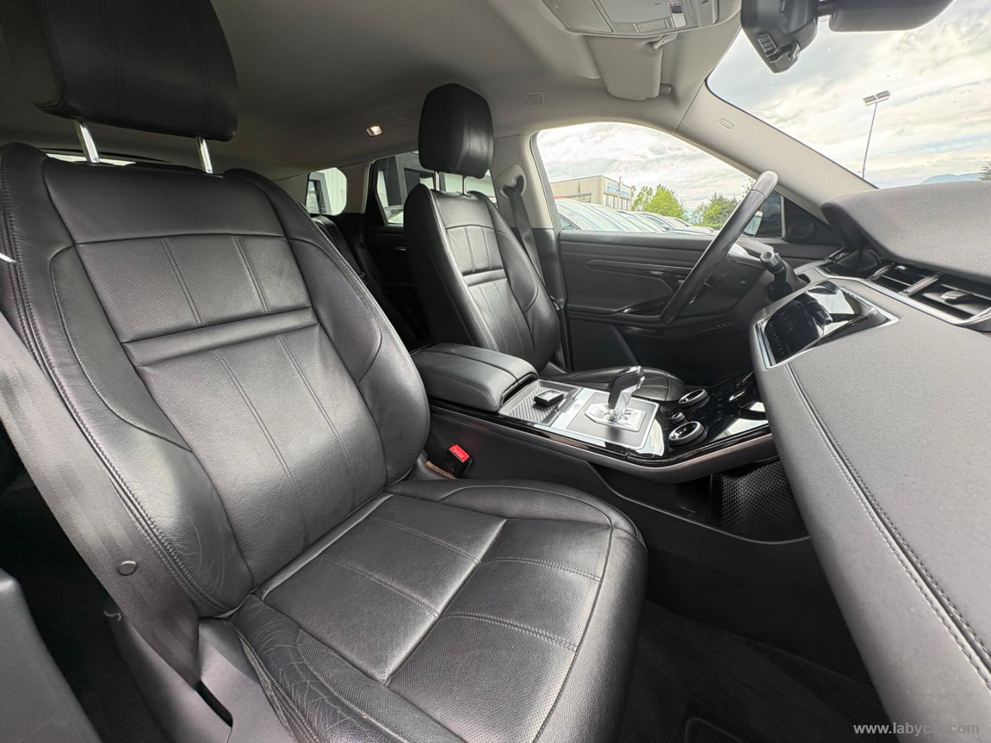 RR Evoque 2.0D L.Flw 150 AWD Auto SE - immagine 10