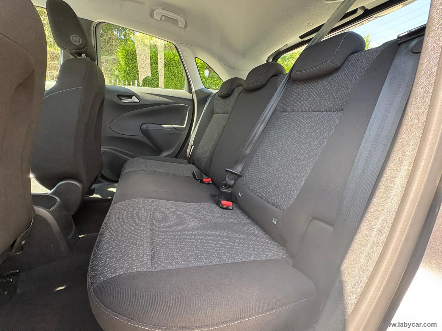 Crossland 1.2 12V S&S Edition - immagine 10