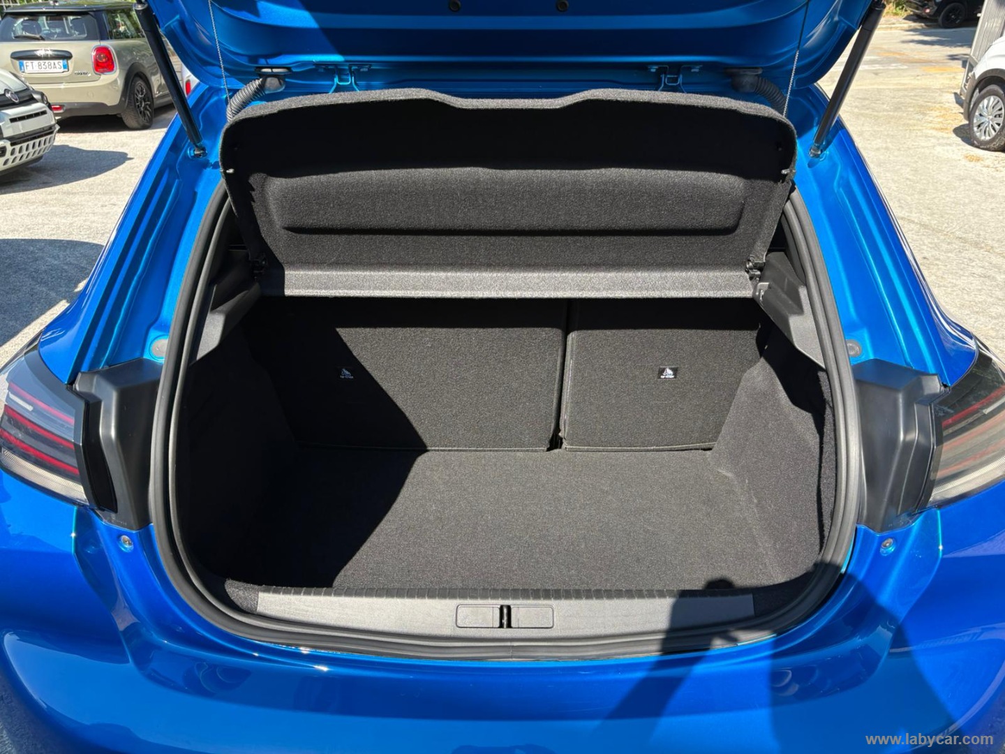 Peugeot 208 PureTech 100 S&S 5p. Allure - Immagine 10