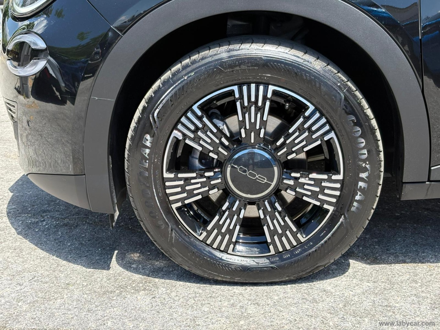 600 Hybrid 145 CV DCT MHEV Icon - immagine 10