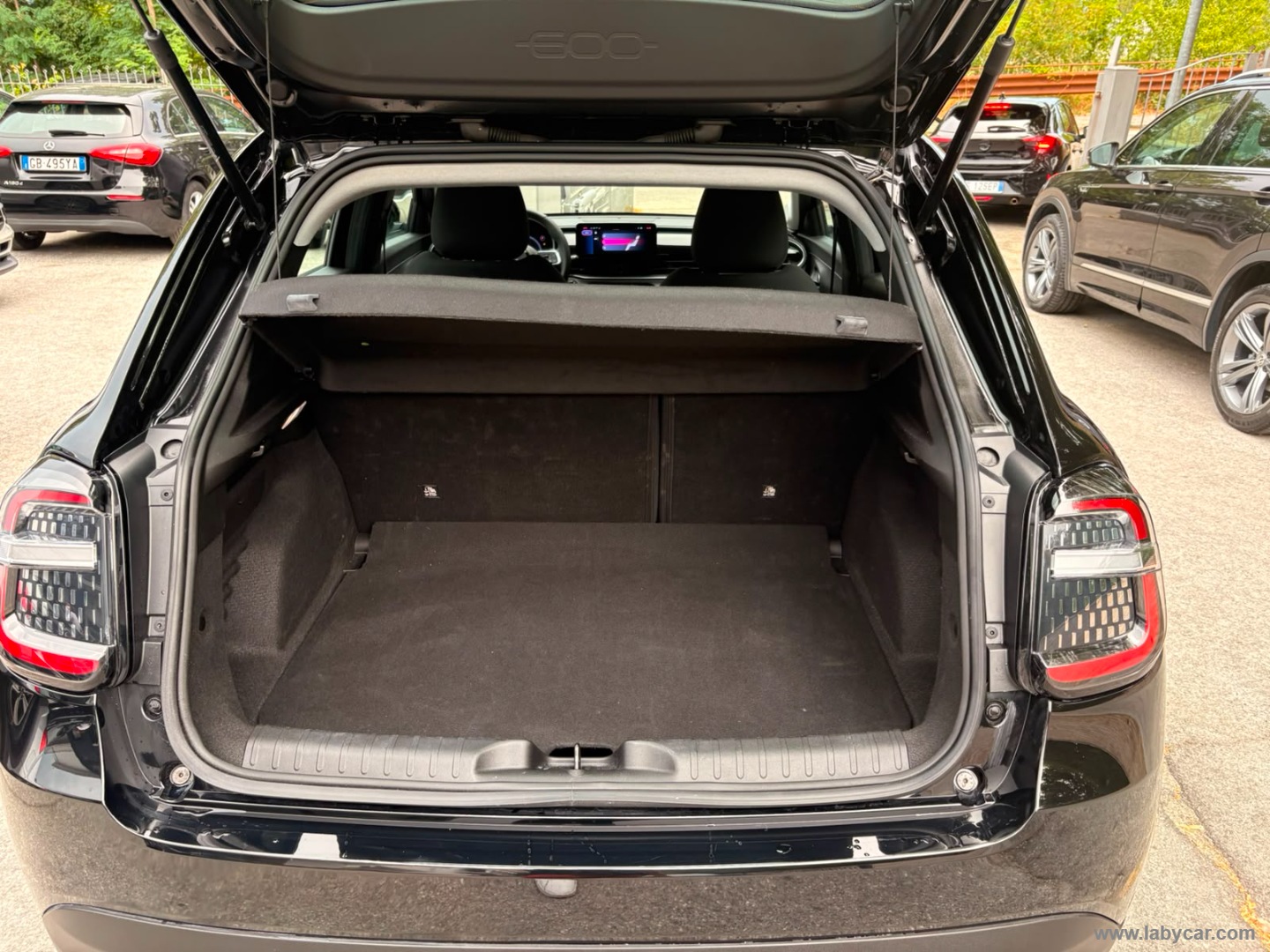 Fiat 600 Hybrid 145 CV DCT MHEV Icon - Immagine 10