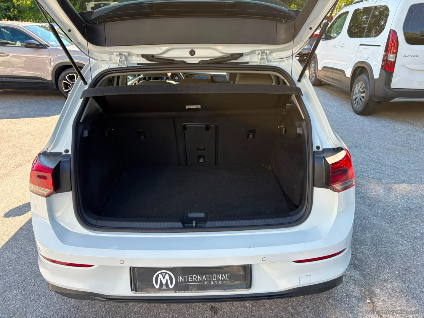 Volkswagen Golf 1.5 eTSI 130 CV EVO DSG Life - Immagine 10