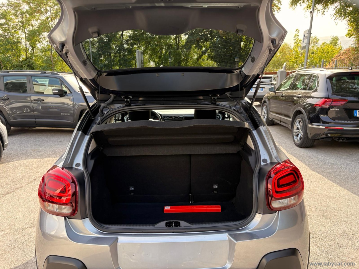 Citroën C3 PureTech 110 S&S Shine - Immagine 10