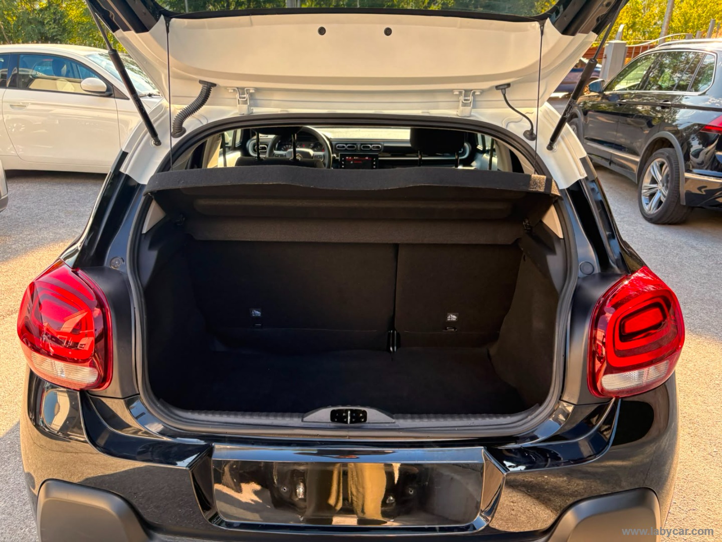 Citroën C3 PureTech 110 S&S Shine - Immagine 10