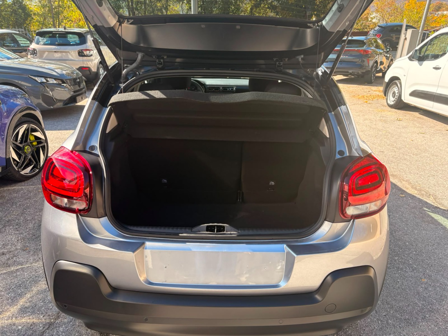 Citroën C3 PureTech 110 S&S Shine - Immagine 10
