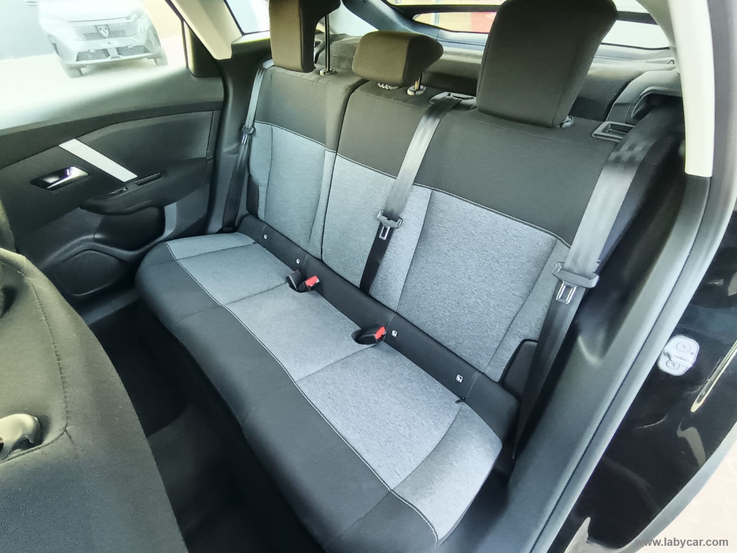 Citroën C4 Hybrid 110 e-DCS6 You - Immagine 10