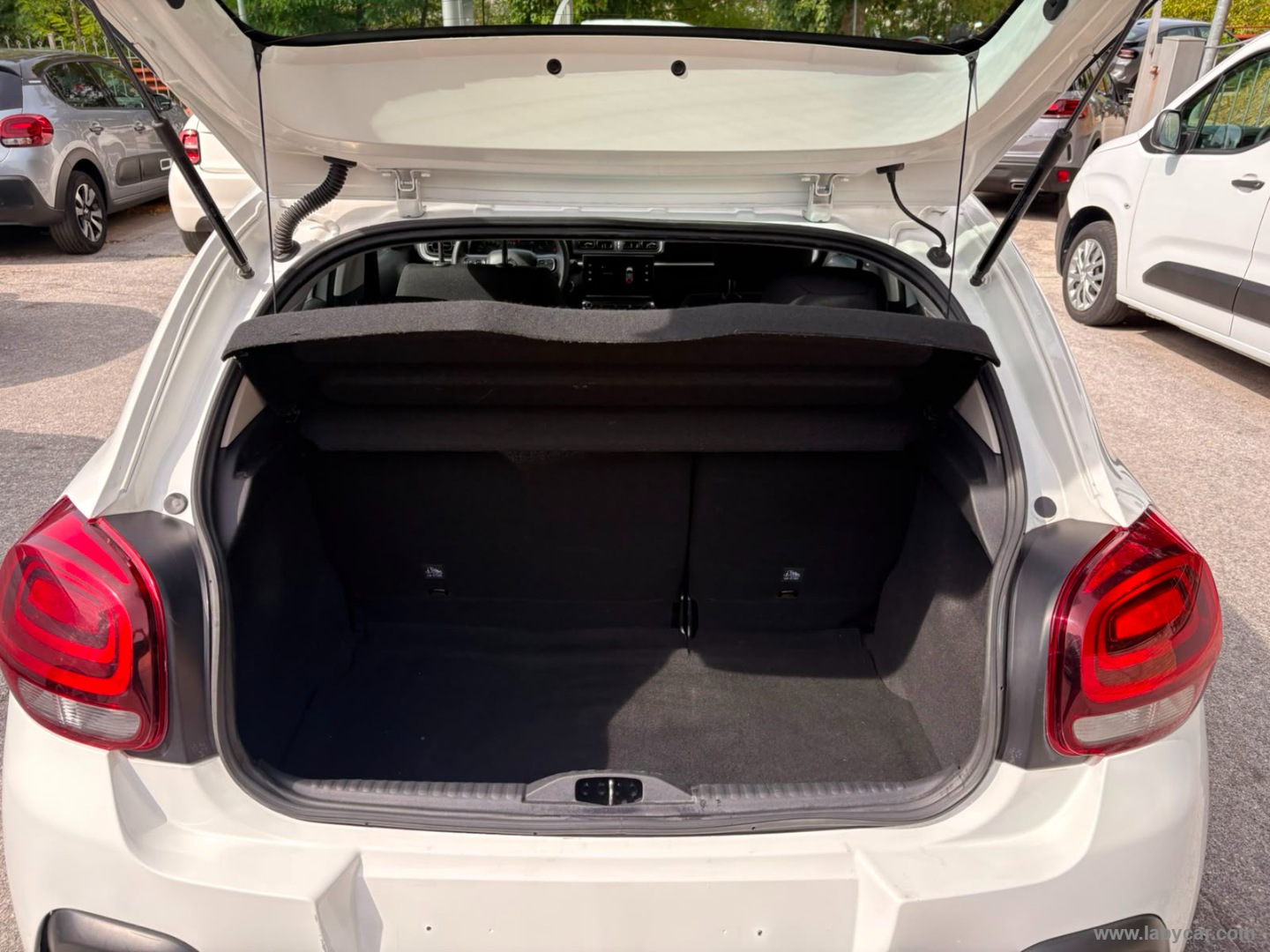 Citroën C3 BlueHDi 100 S&S Feel - Immagine 10