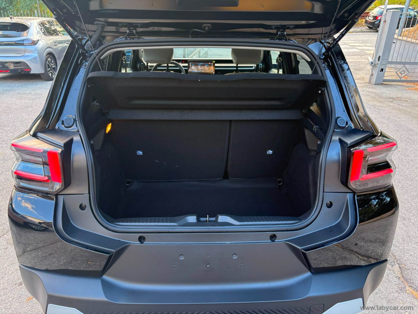 Citroën C3 PureTech 100 S&S Max - Immagine 10