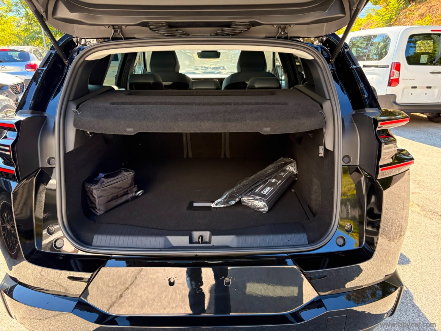 Citroën C5 Aircross Hybrid 145 e-DCS6 Plus - Immagine 10