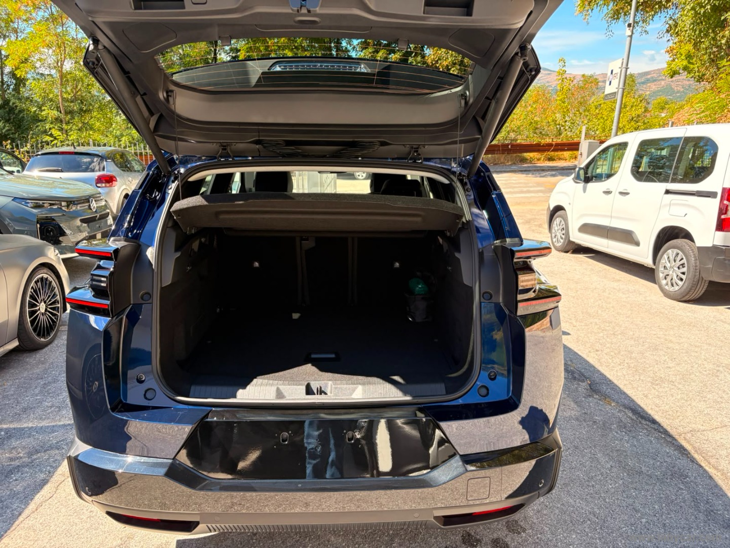 Citroën C5 Aircross Hybrid 145 e-DCS6 Max - Immagine 10