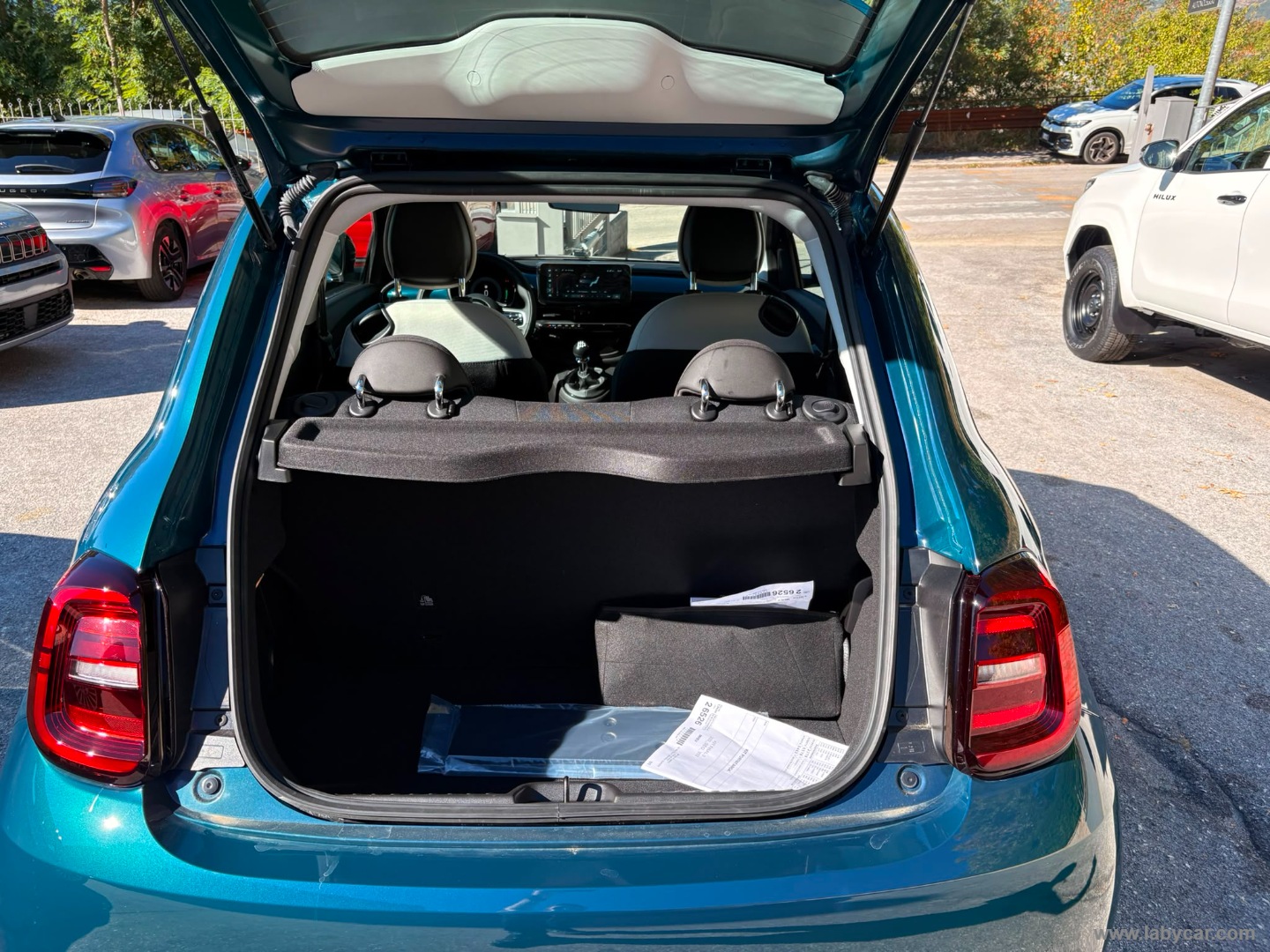 Fiat 500 Berlina Hybrid Icon - Immagine 10