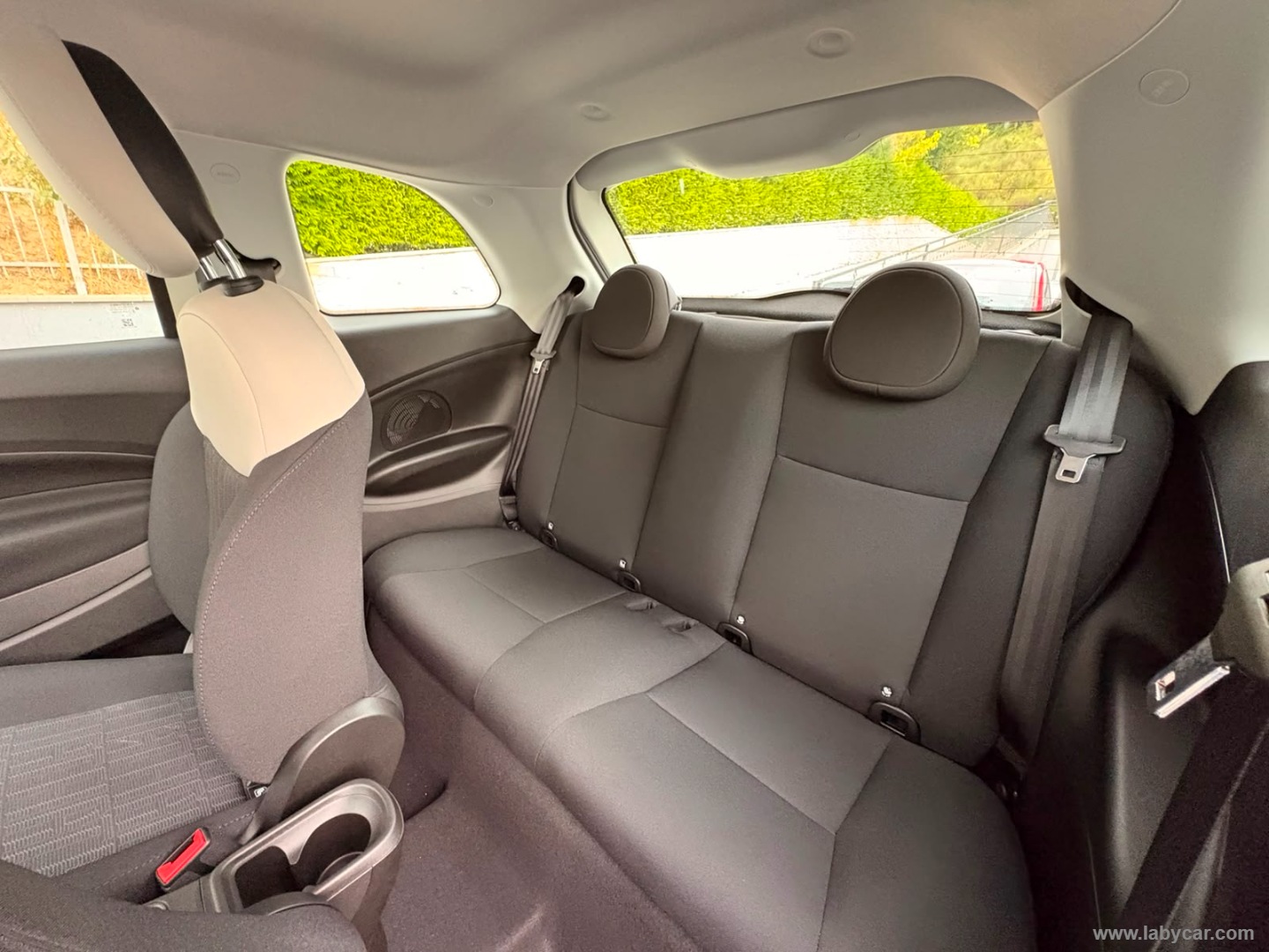 Fiat 500 Berlina Hybrid Icon - Immagine 10