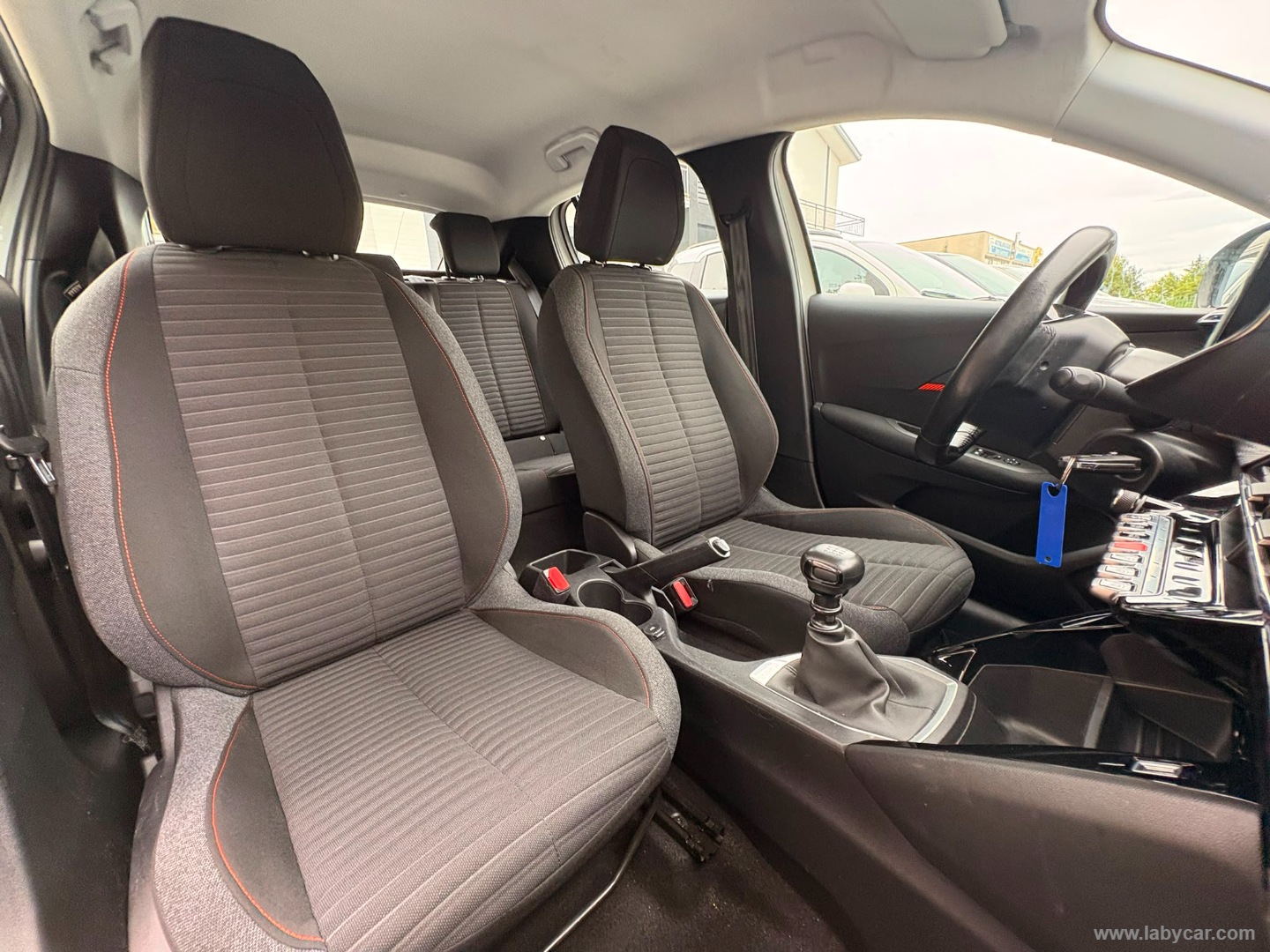 Peugeot 208 BlueHDi 100 S&S 5p. Active - Immagine 10