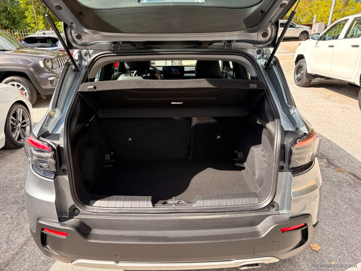 Jeep Avenger 1.2 Turbo Altitude - Immagine 10