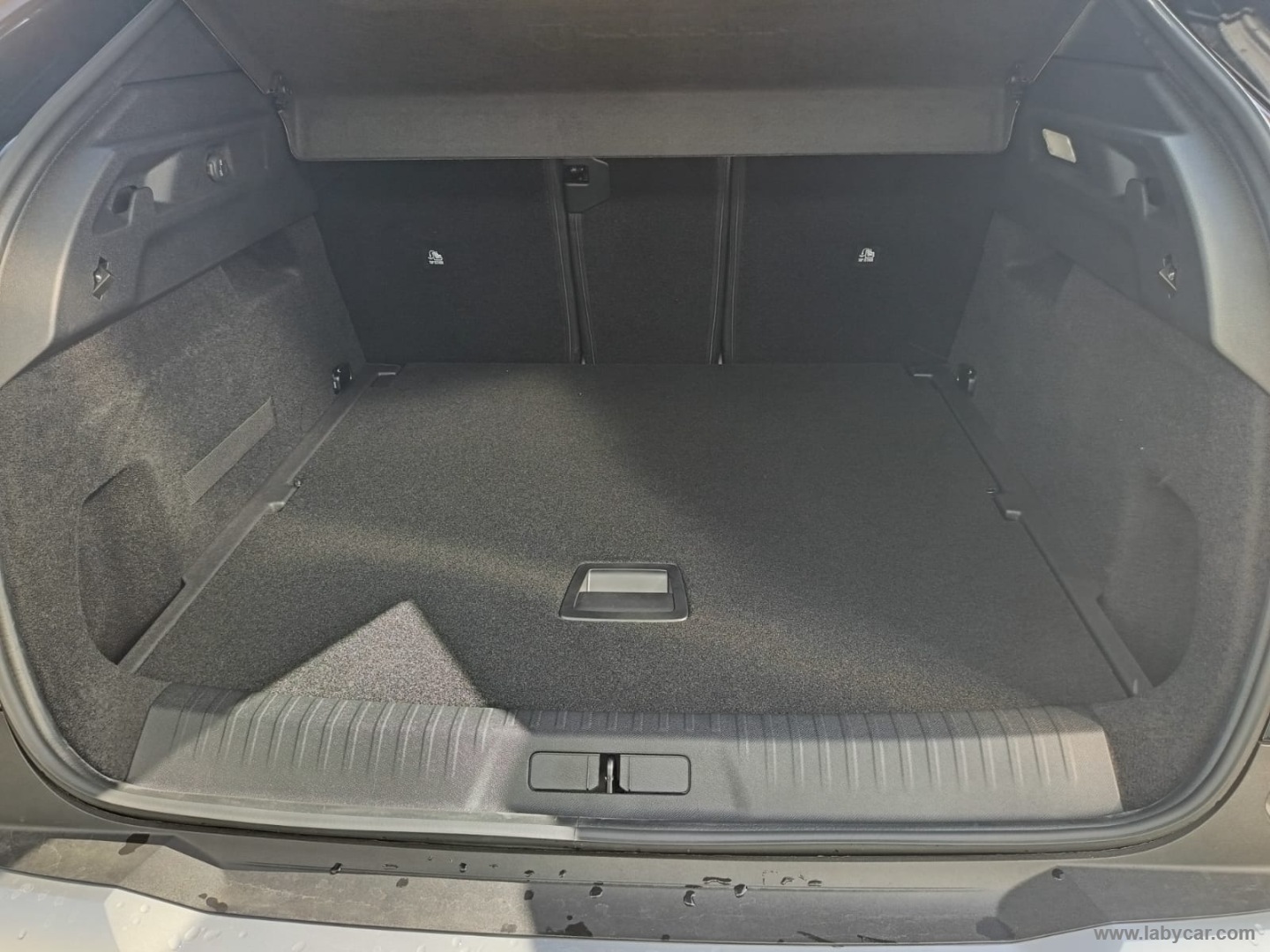 Peugeot 3008 Hybrid 145 e-DCS6 GT - Immagine 10