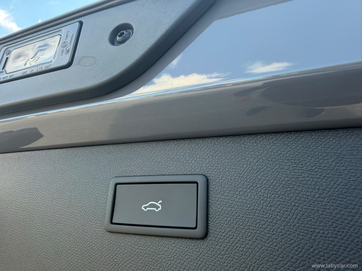 CUPRA Formentor 1.5 e-Hybrid DSG - Immagine 10