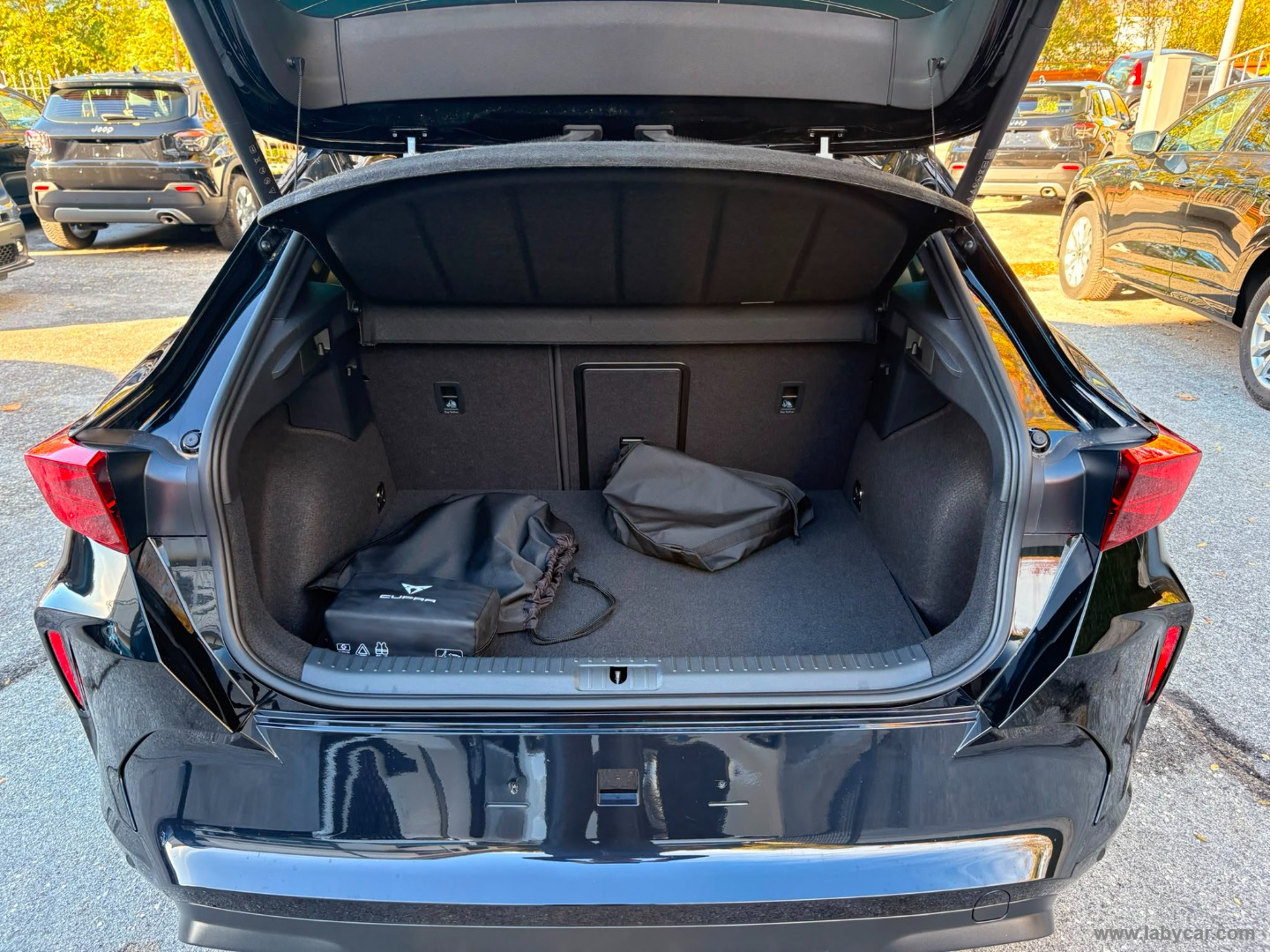CUPRA Formentor 1.5 e-Hybrid DSG Business - Immagine 10