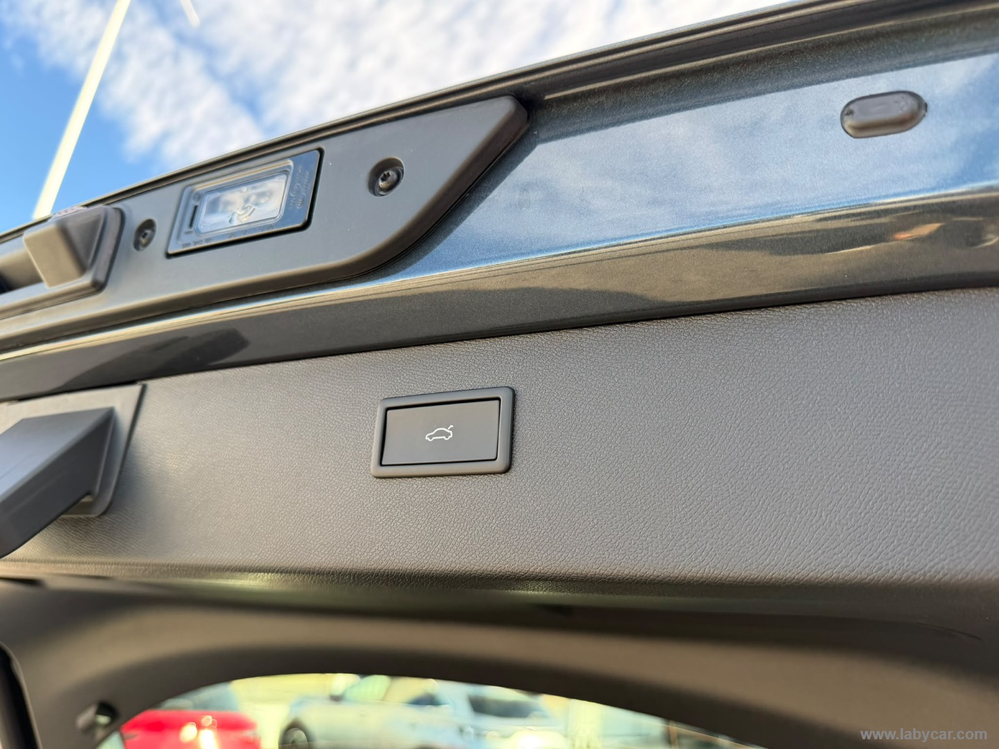 CUPRA Formentor 1.5 e-Hybrid DSG Business - Immagine 10