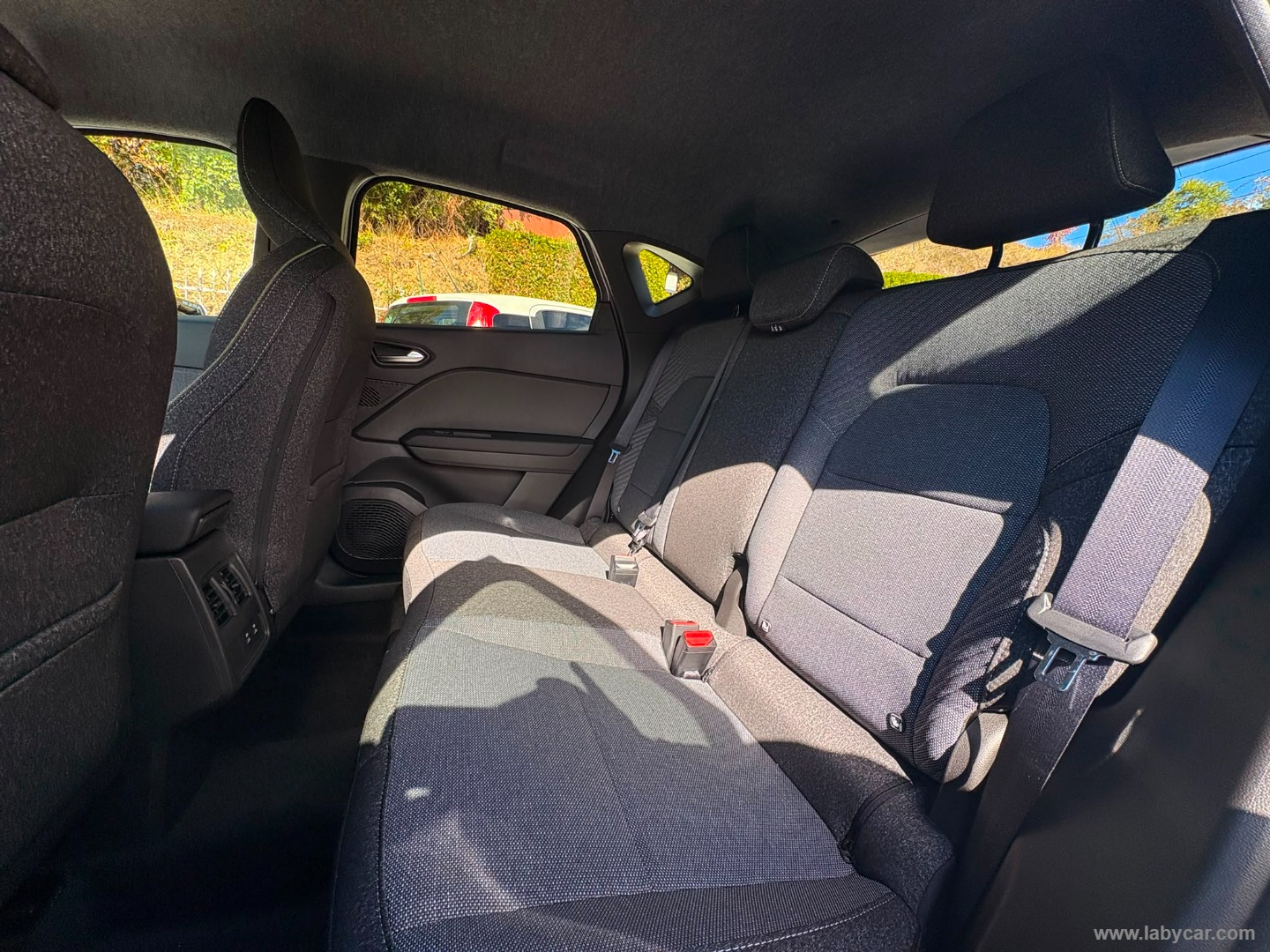 Renault Captur Eco-G 120 CV Techno - Immagine 10