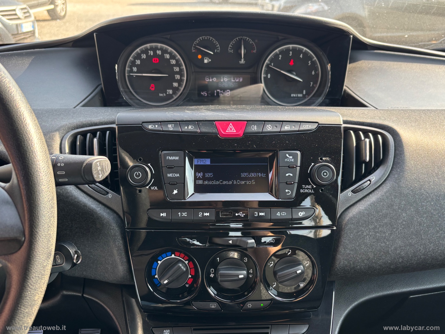 Ypsilon 1.2 69 CV 5p. S&S Elefantino Blu - immagine 10