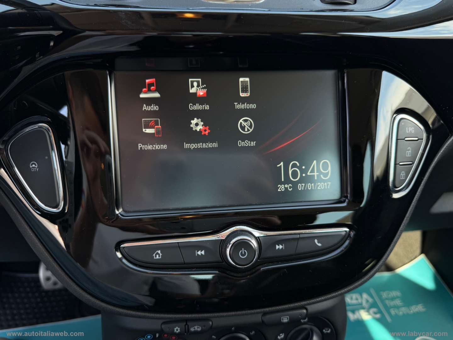 Corsa 1.4 90 CV GPL Tech 5p. n-Joy - immagine 10
