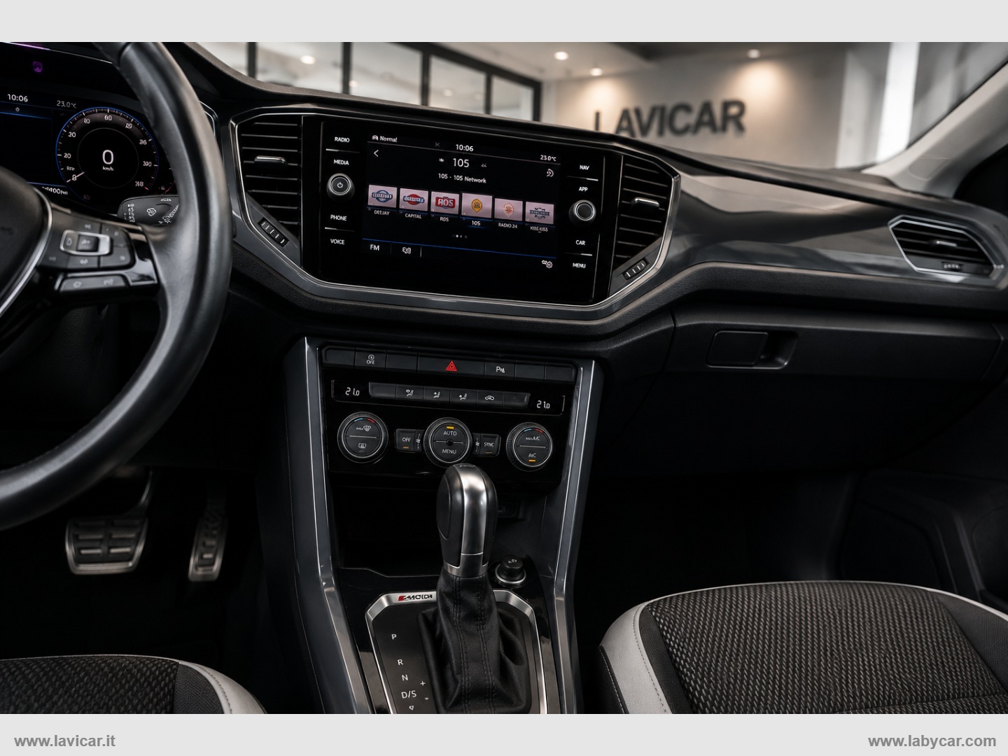 T-Roc 2.0 TDI 150 DSG 4MOTION Adv. BMT - immagine 10