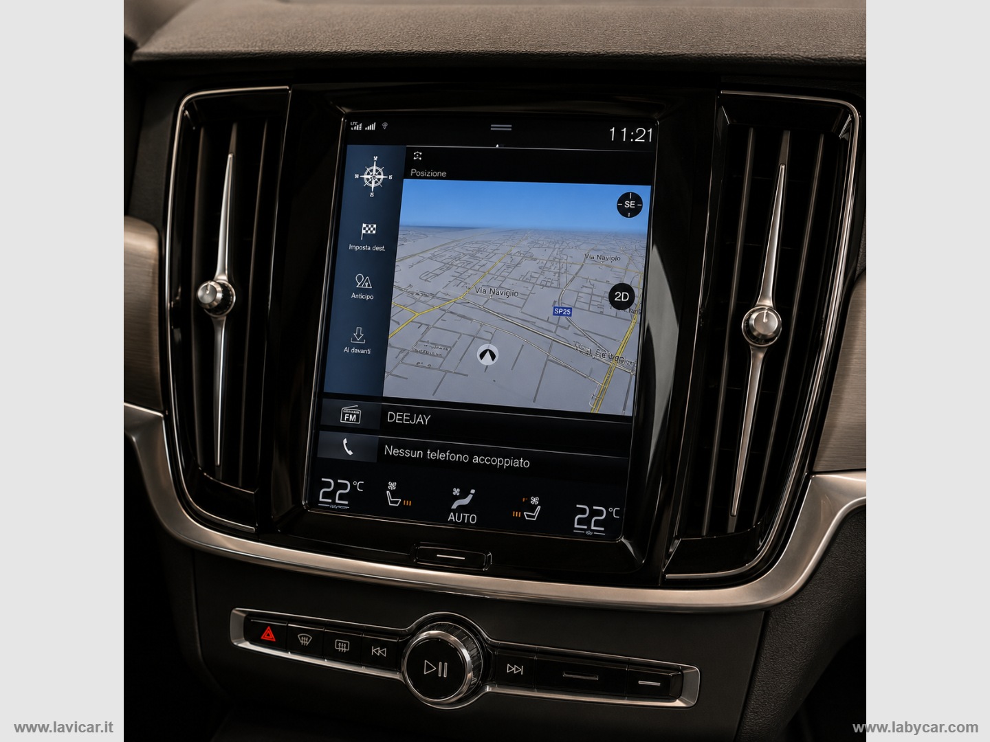 V90 D4 Momentum - immagine 10