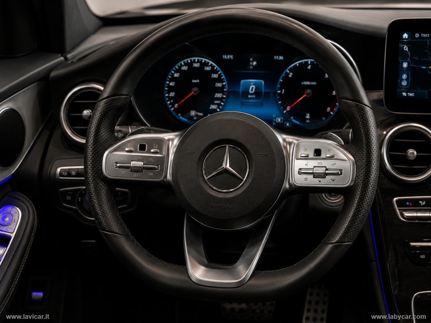 GLC 220 d 4Matic Coupé Premium Plus AMG - immagine 10