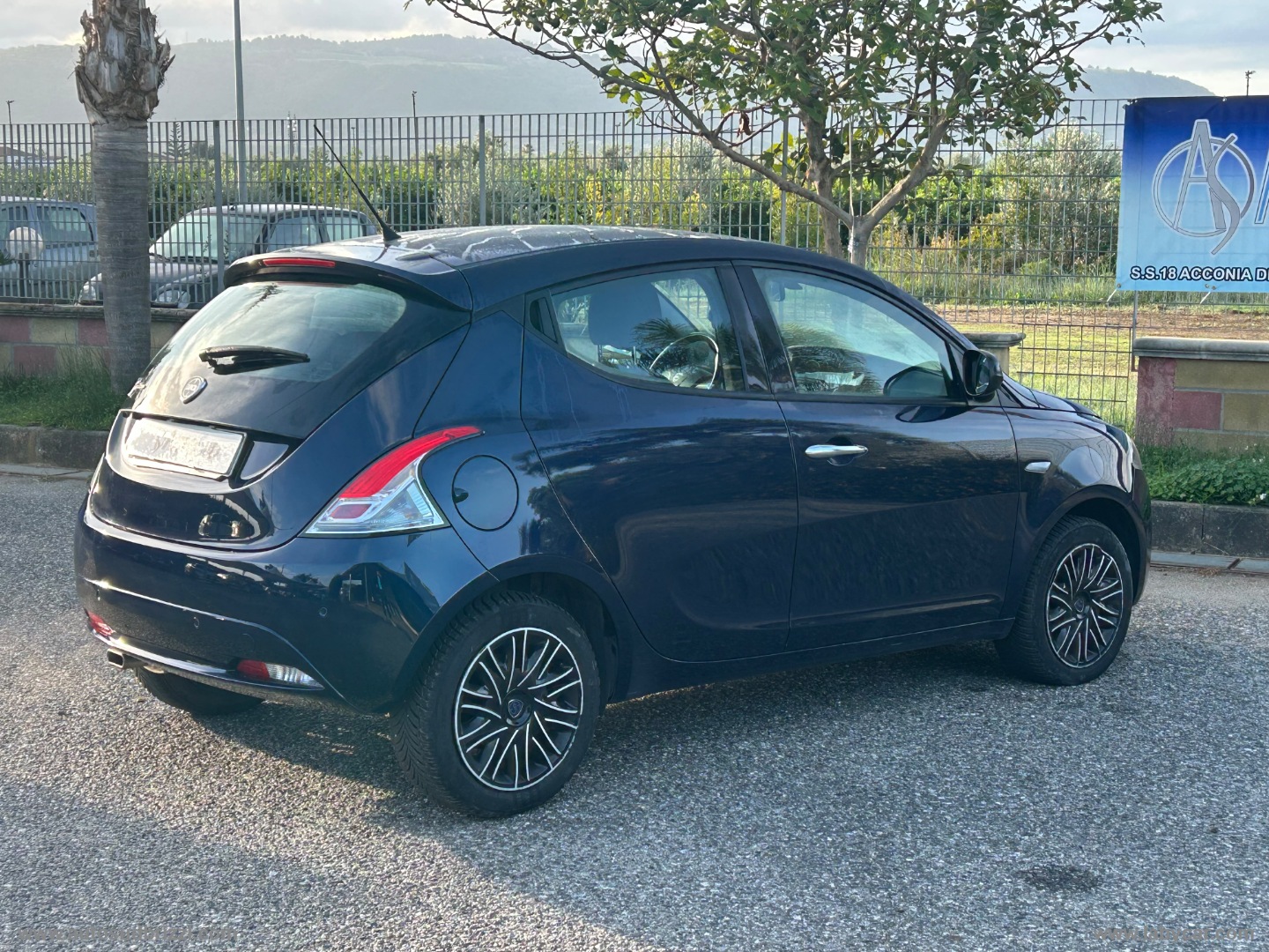 Ypsilon 1.2 69 CV 5p. S&S Gold - immagine 10
