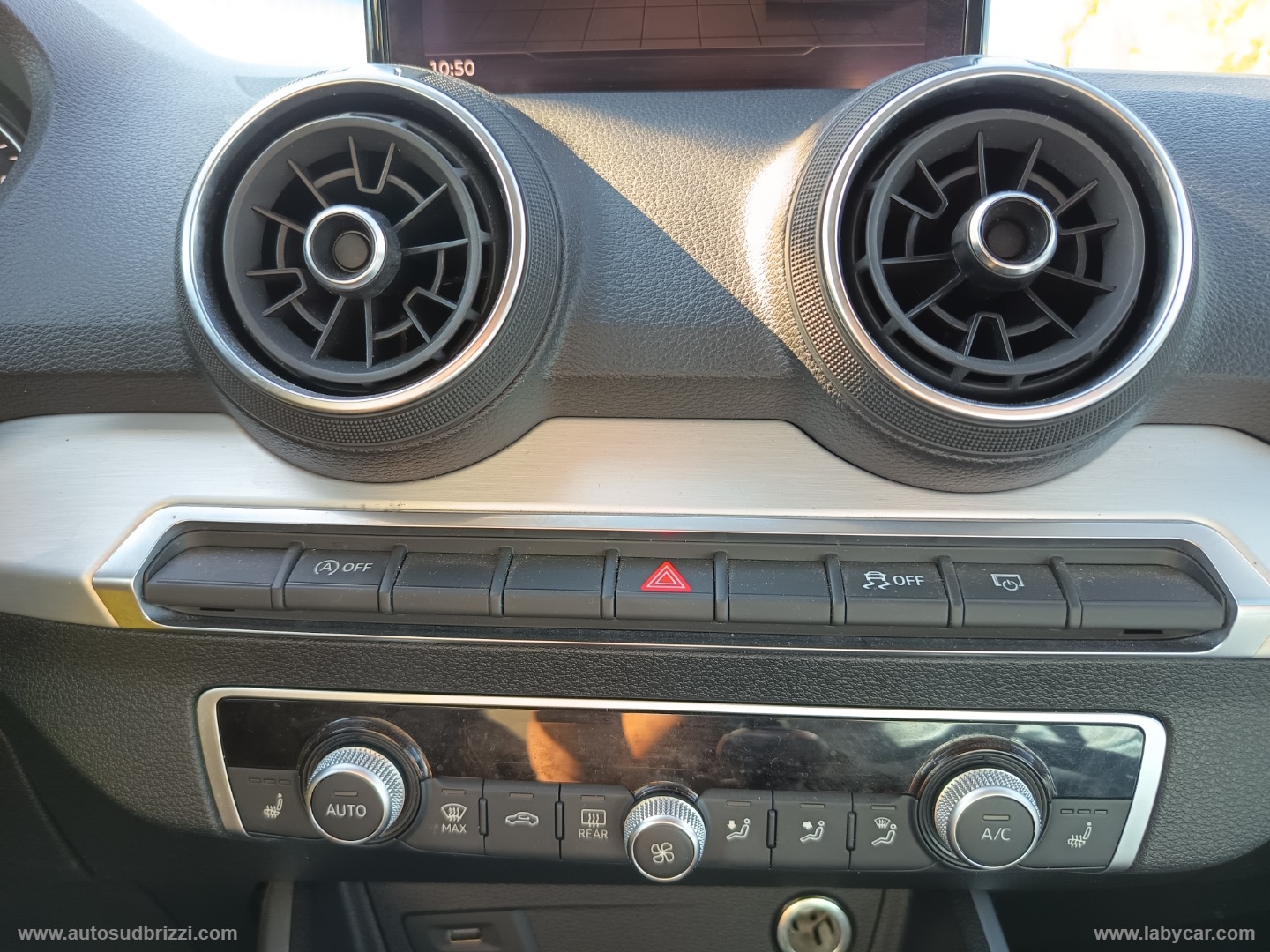 Q2 30 TDI Admired - immagine 10