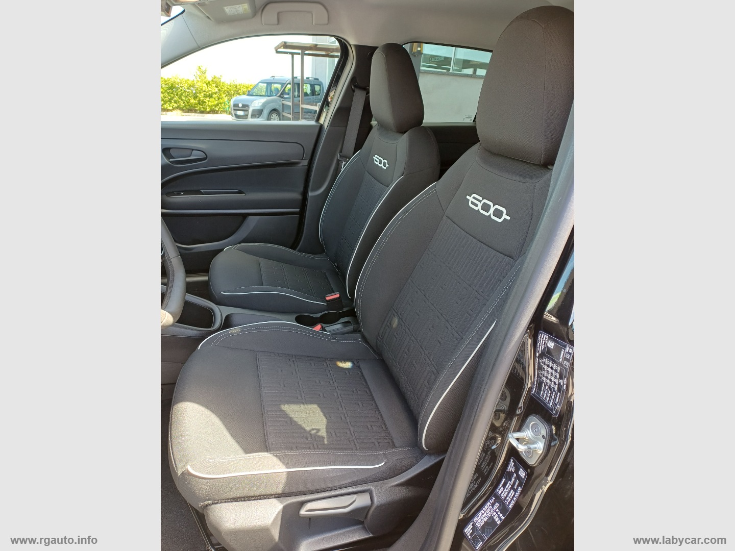 600 Hybrid MHEV - immagine 10