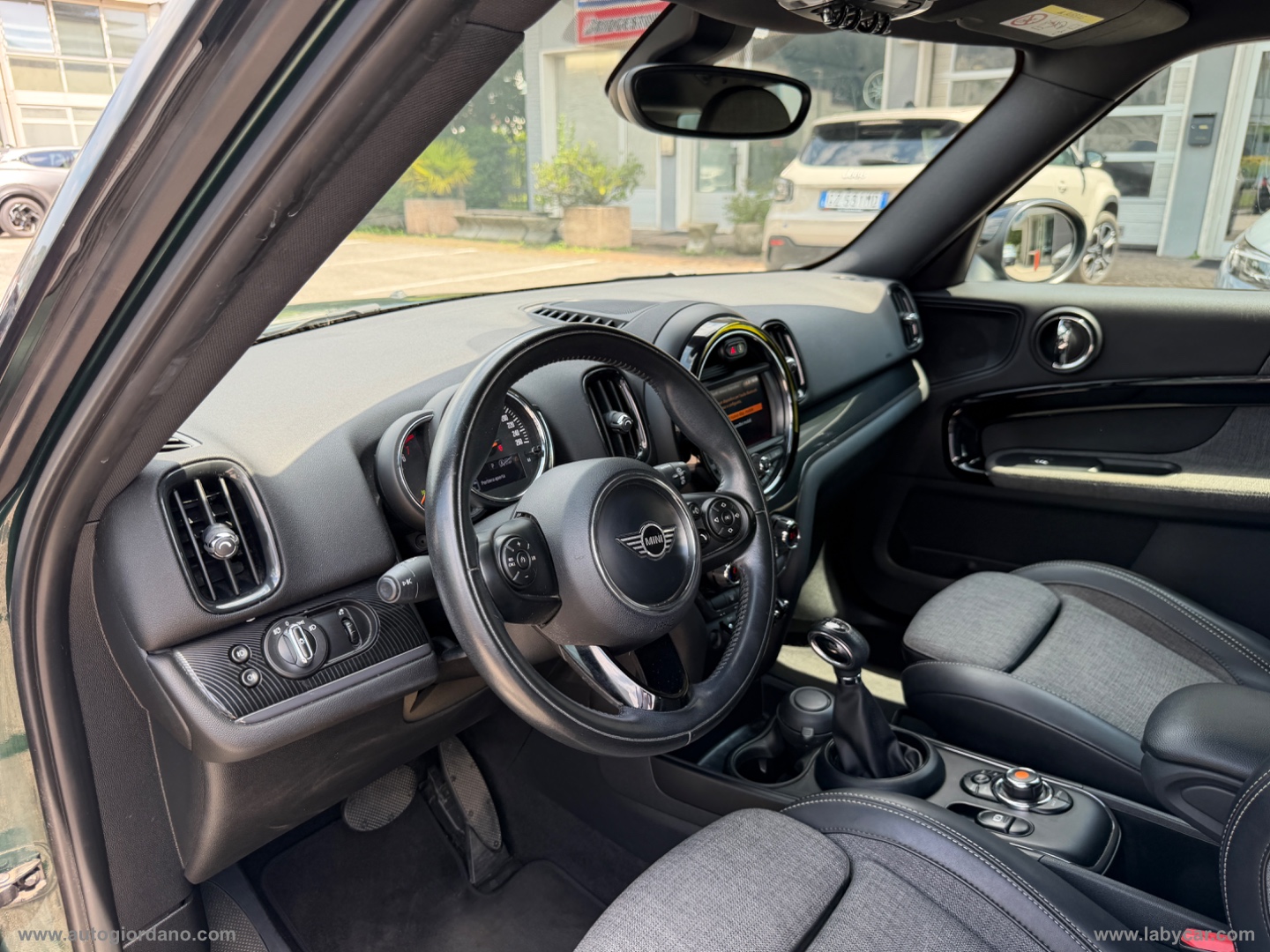 Mini Cooper Business Countryman Aut. 4X4 - immagine 10