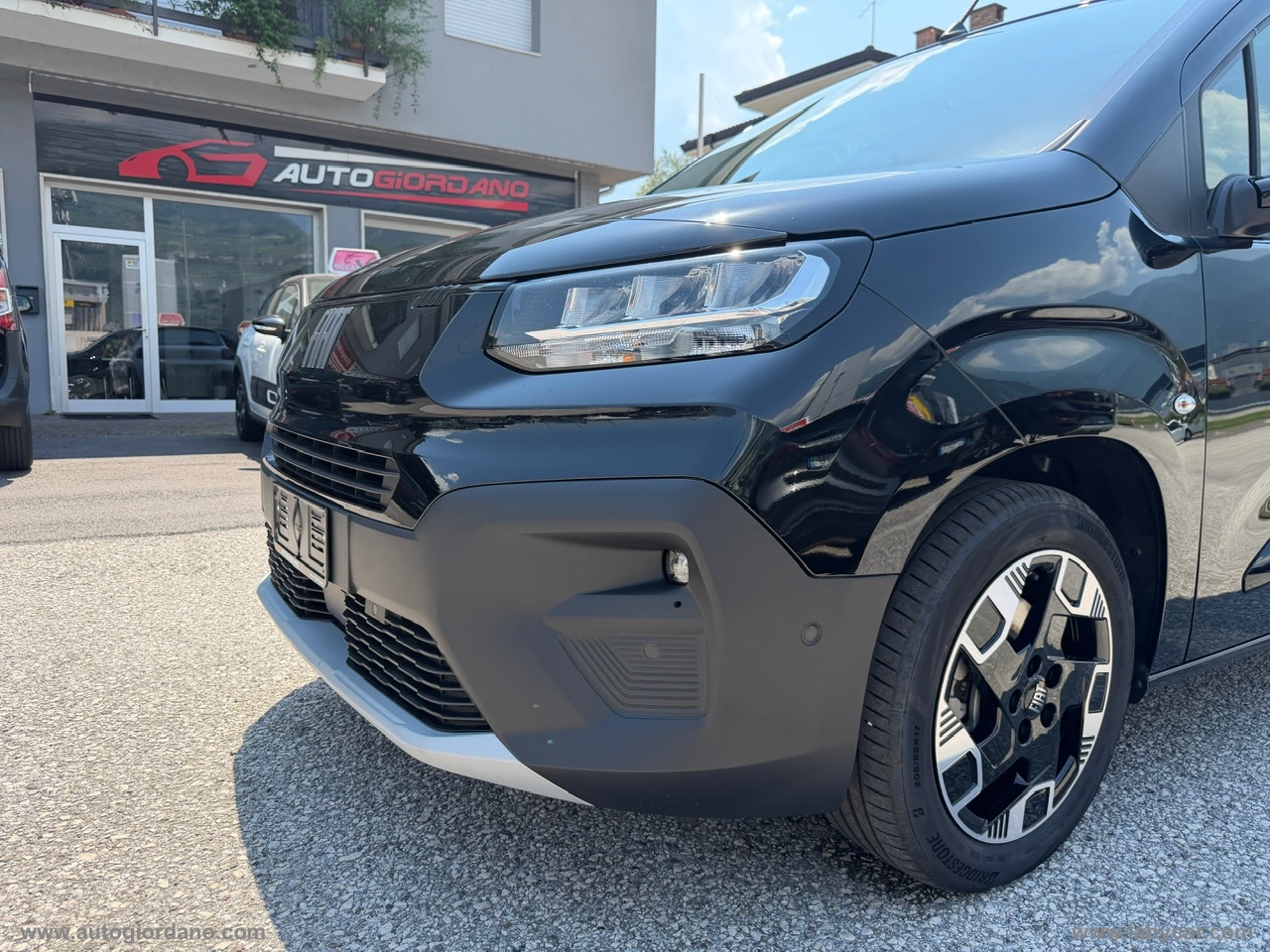 Qubo L 1.5 D 130 CV AT8 7p. LA PRIMA - immagine 10