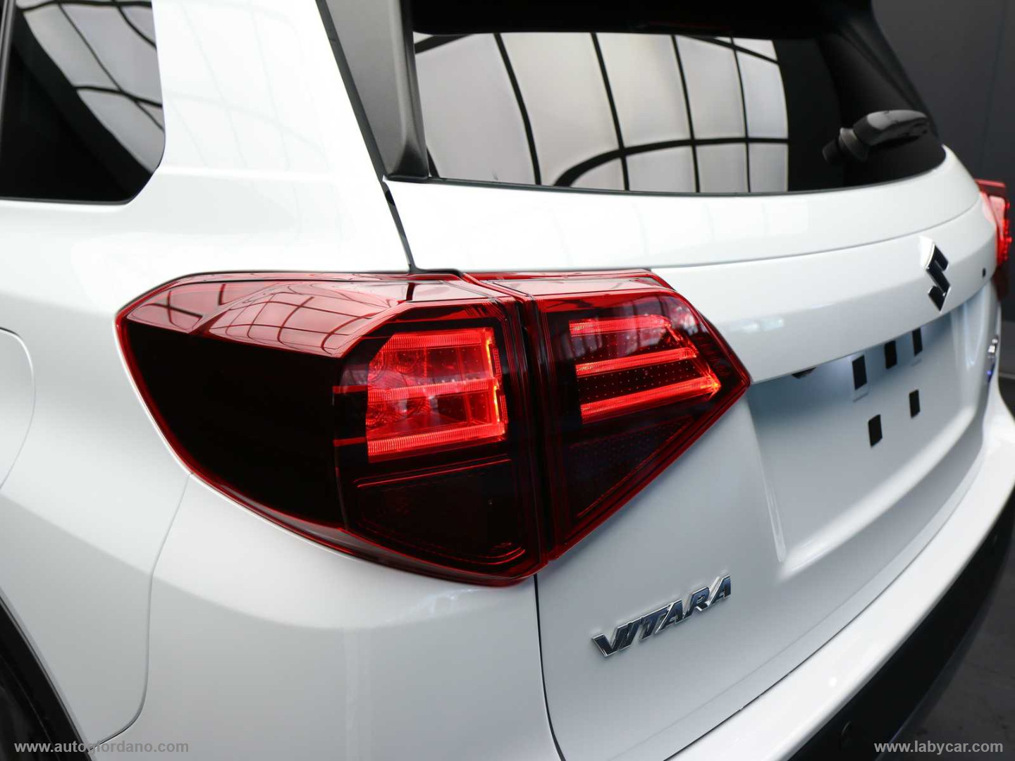 Vitara 1.4 Hybrid 4WD AllGrip Cool+ - immagine 10