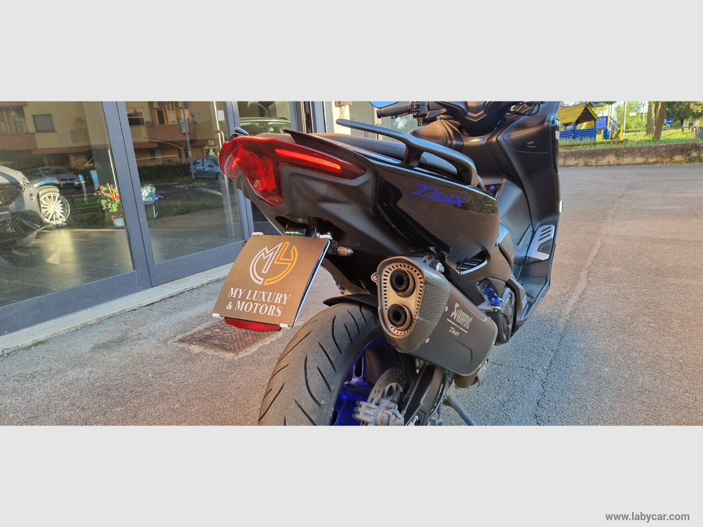 T Max 560 - immagine 10