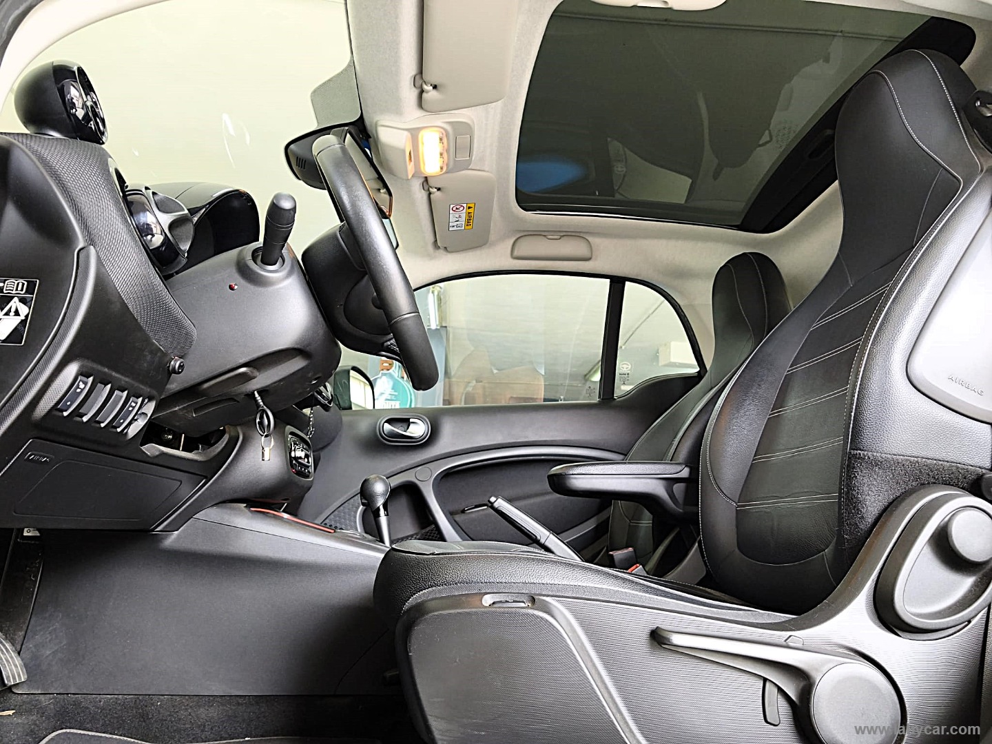 fortwo EQ BRABUS Style 39.000KM - immagine 10