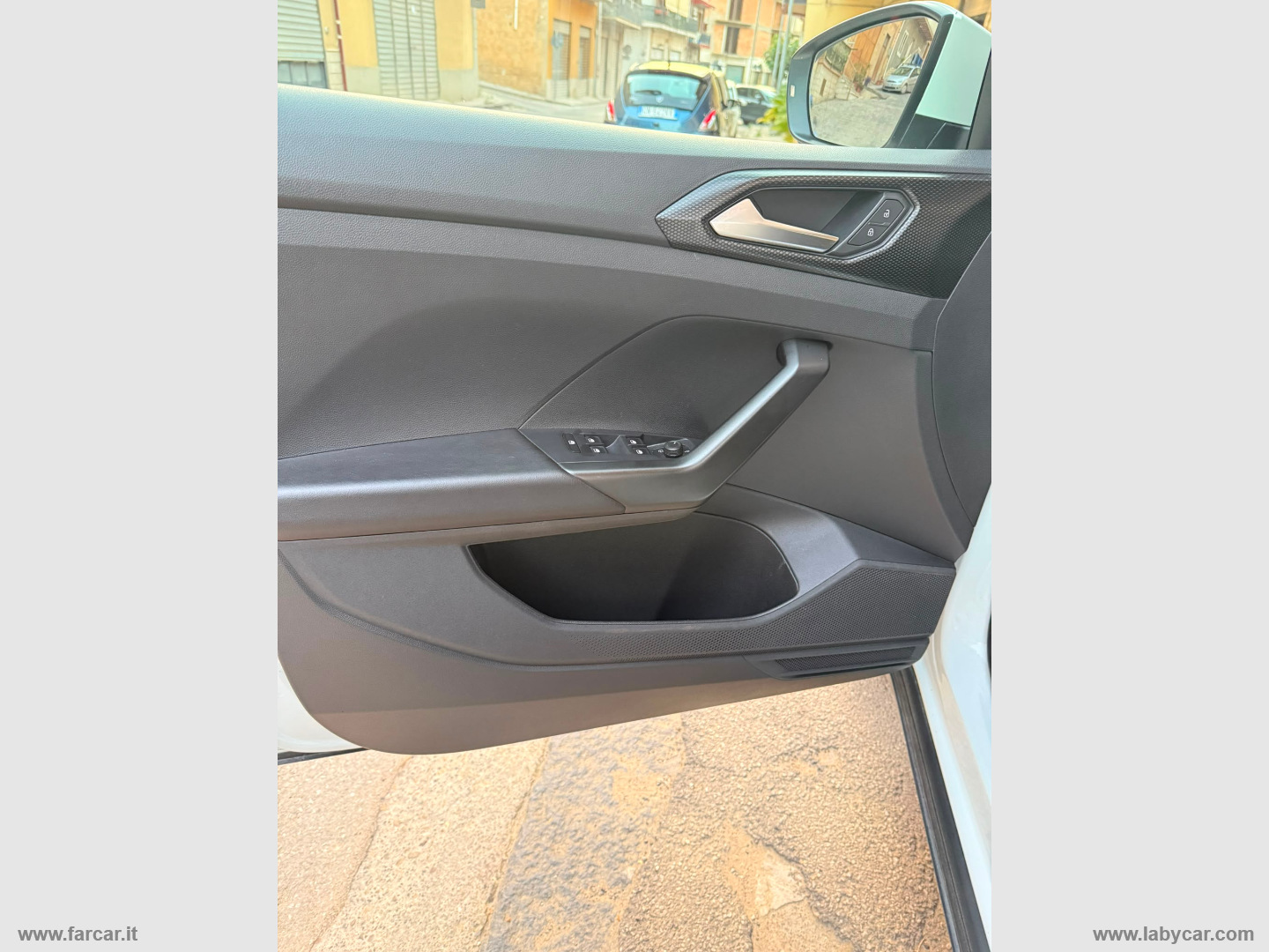 T-Cross 1.0 TSI 110 CV LIFE - immagine 10