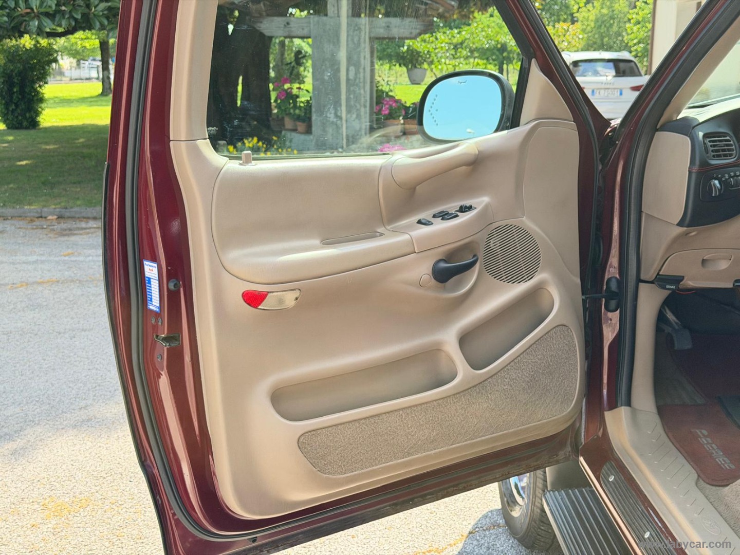 F-150 LARIAT TRITON V8 4WD SUPER CAB FLARESIDE GPL–COMMERCIANTI - immagine 10