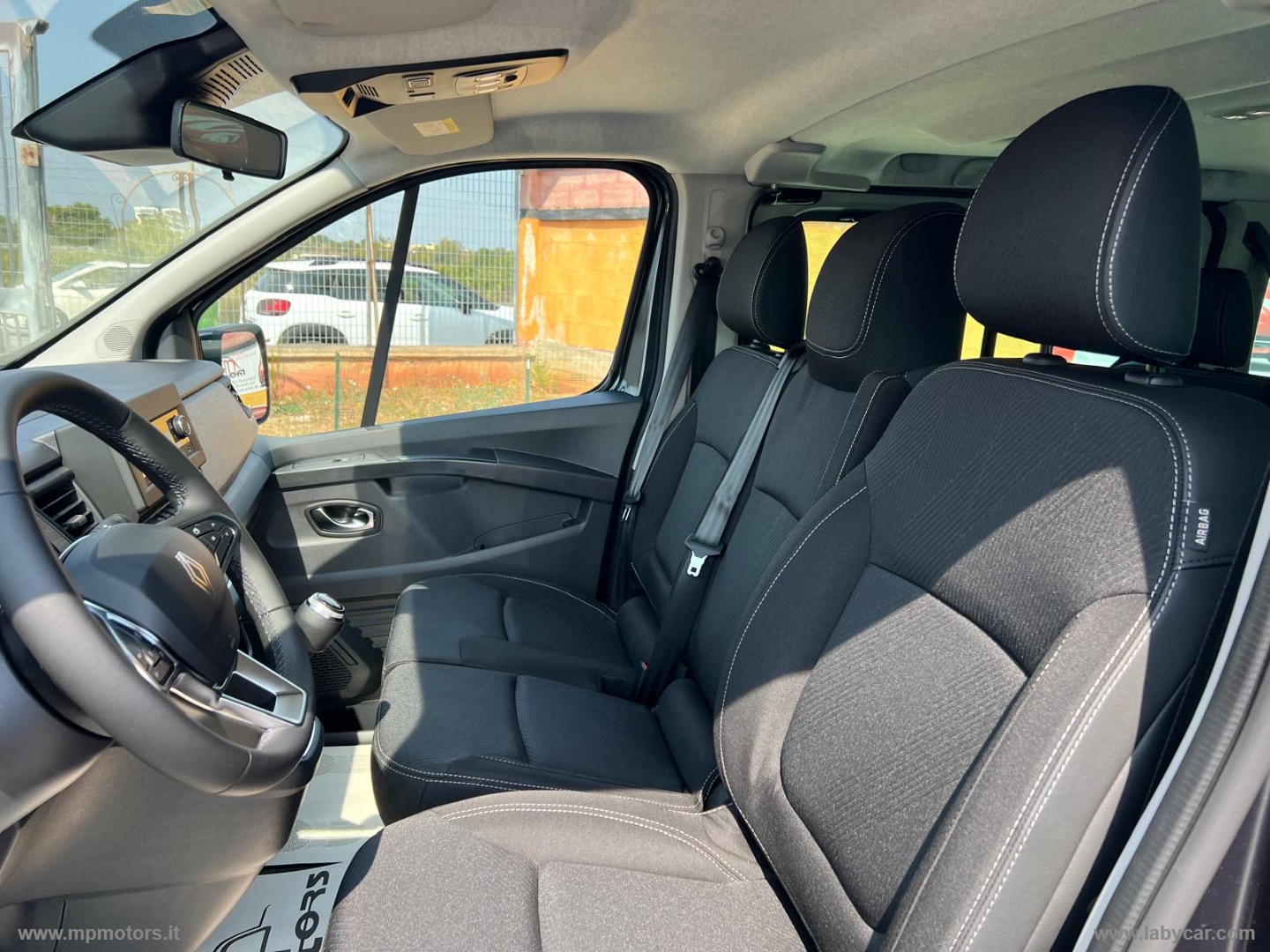 TRAFIC EQUILIBRE MY24 2.0 DCI 150CV 9 POSTI - immagine 10