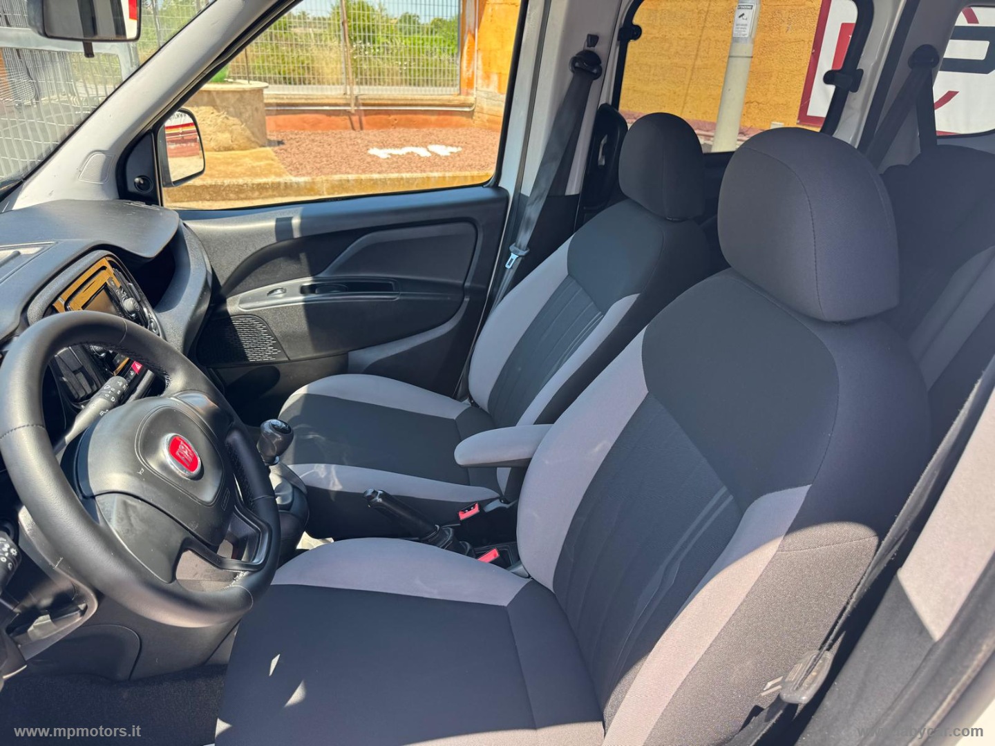 DOBLO COMBI LOUNGE 1.6 MJ 105CV AUTOCARRO - immagine 10