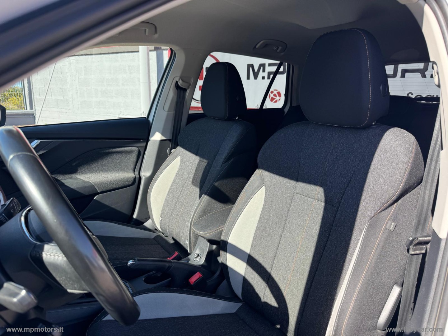 KAMIQ STYLE DSG 1.0 TSI 110CV AUTOMATICA - immagine 10