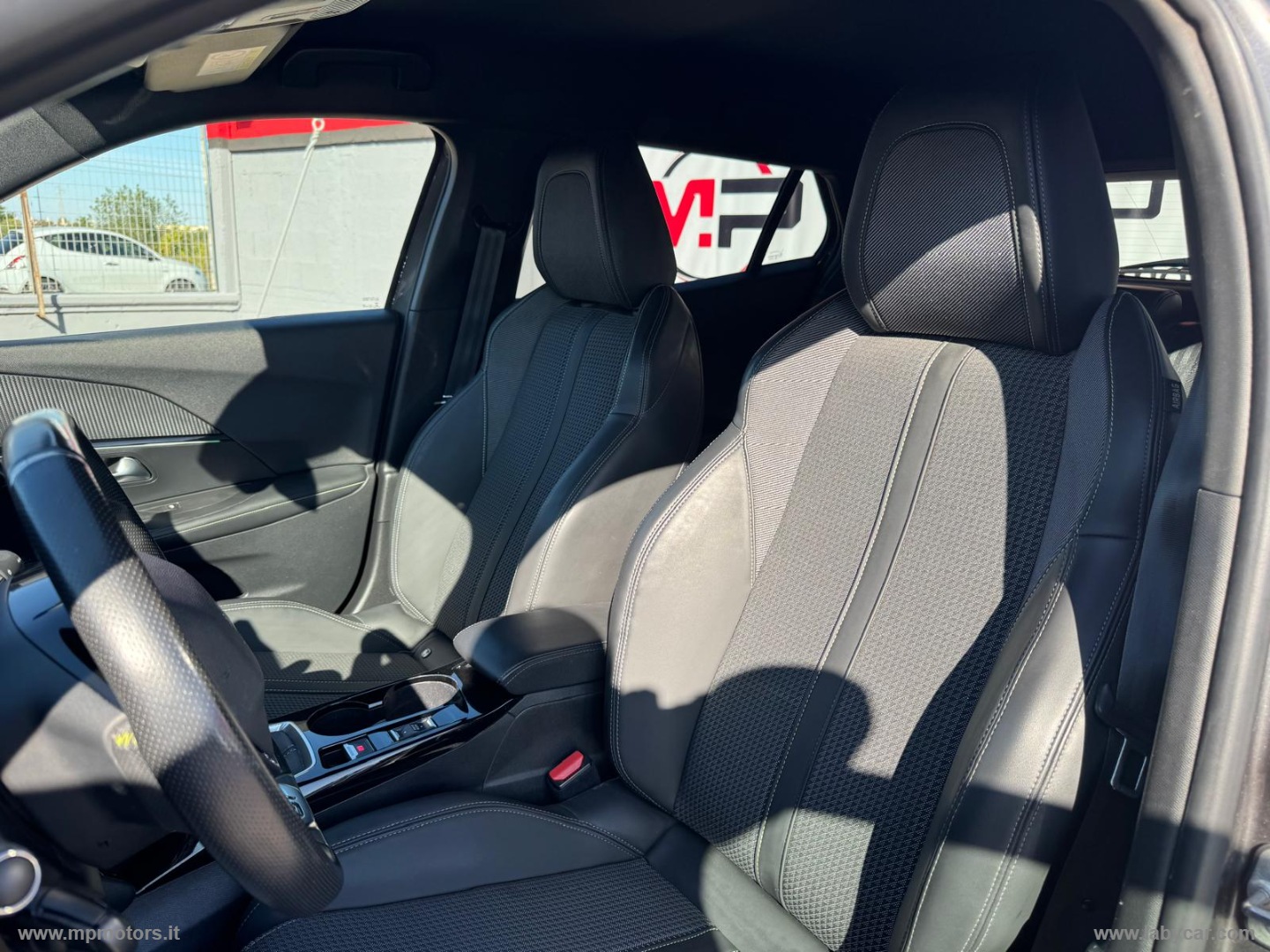 2008 GT 1.5 BlueHDi 110CV S&S - immagine 10