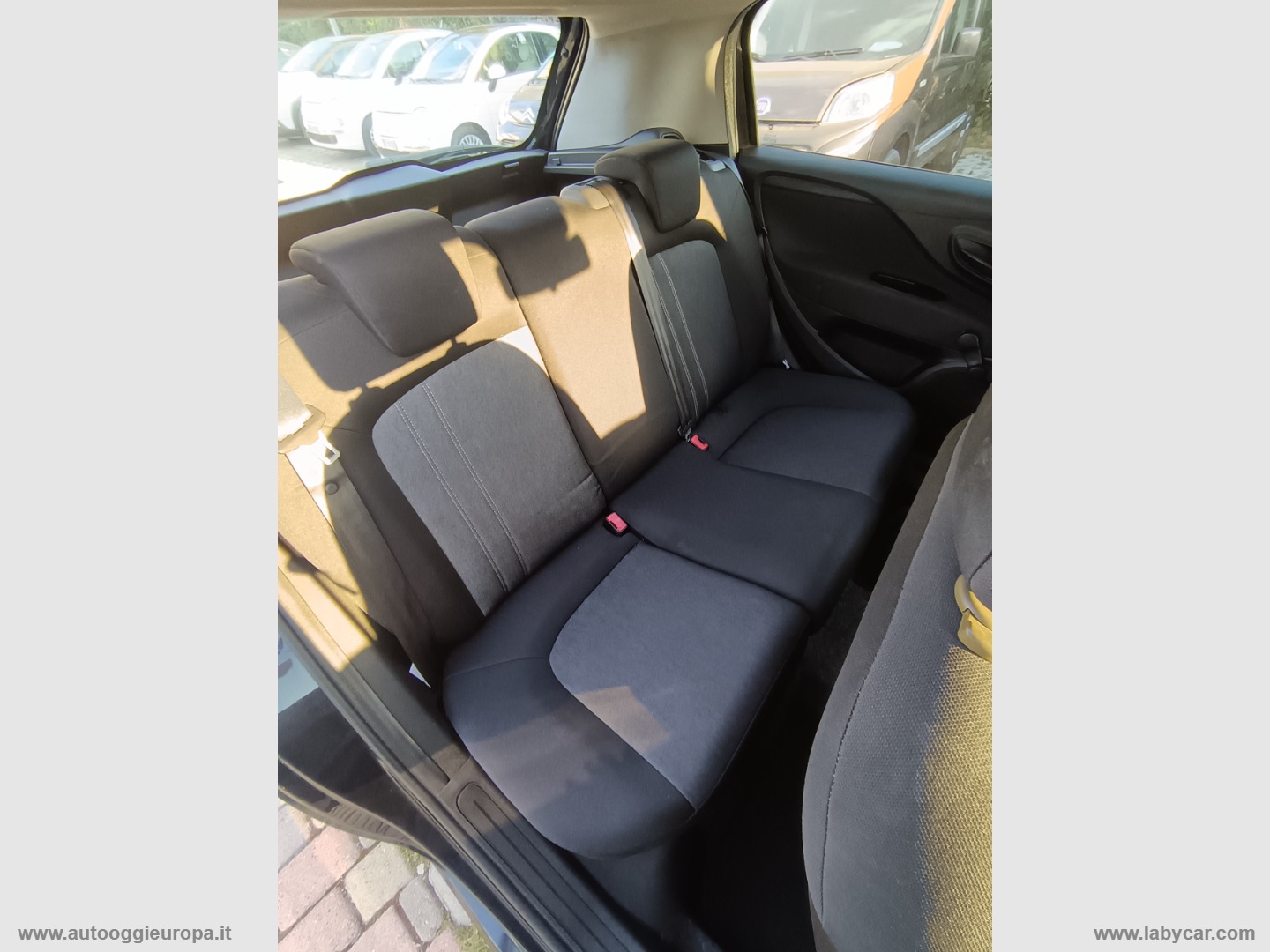 Punto 1.2 8V 5p. LOUNGE POSS. IMPIANTO GPL - immagine 10