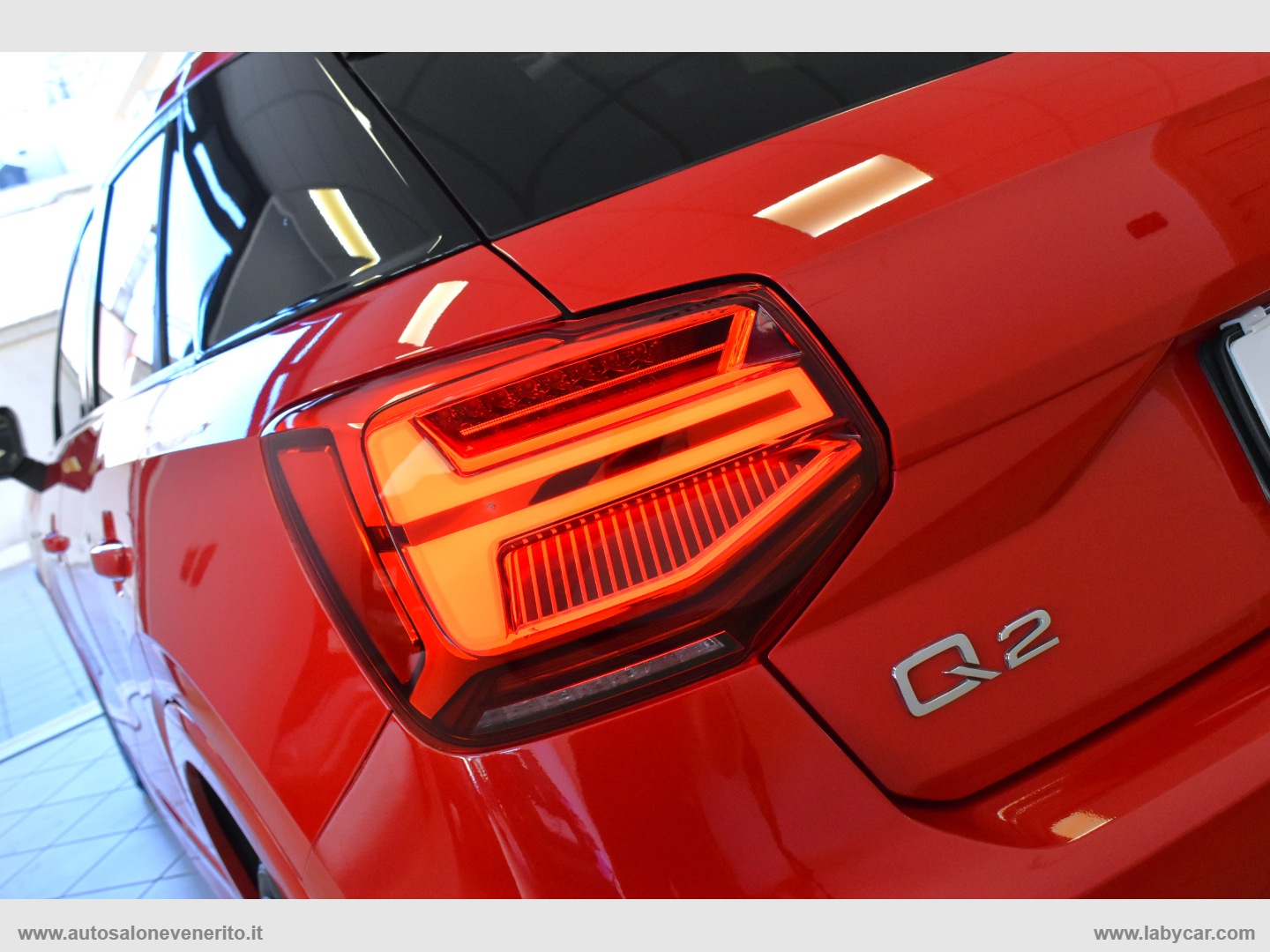 Q2 30 TDI S tronic Identity Black - immagine 10